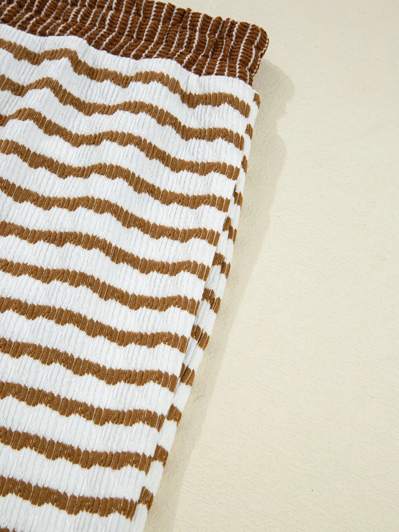 4e26c3dd1bbf4dee9c2547bea154bd11-Max-Origin