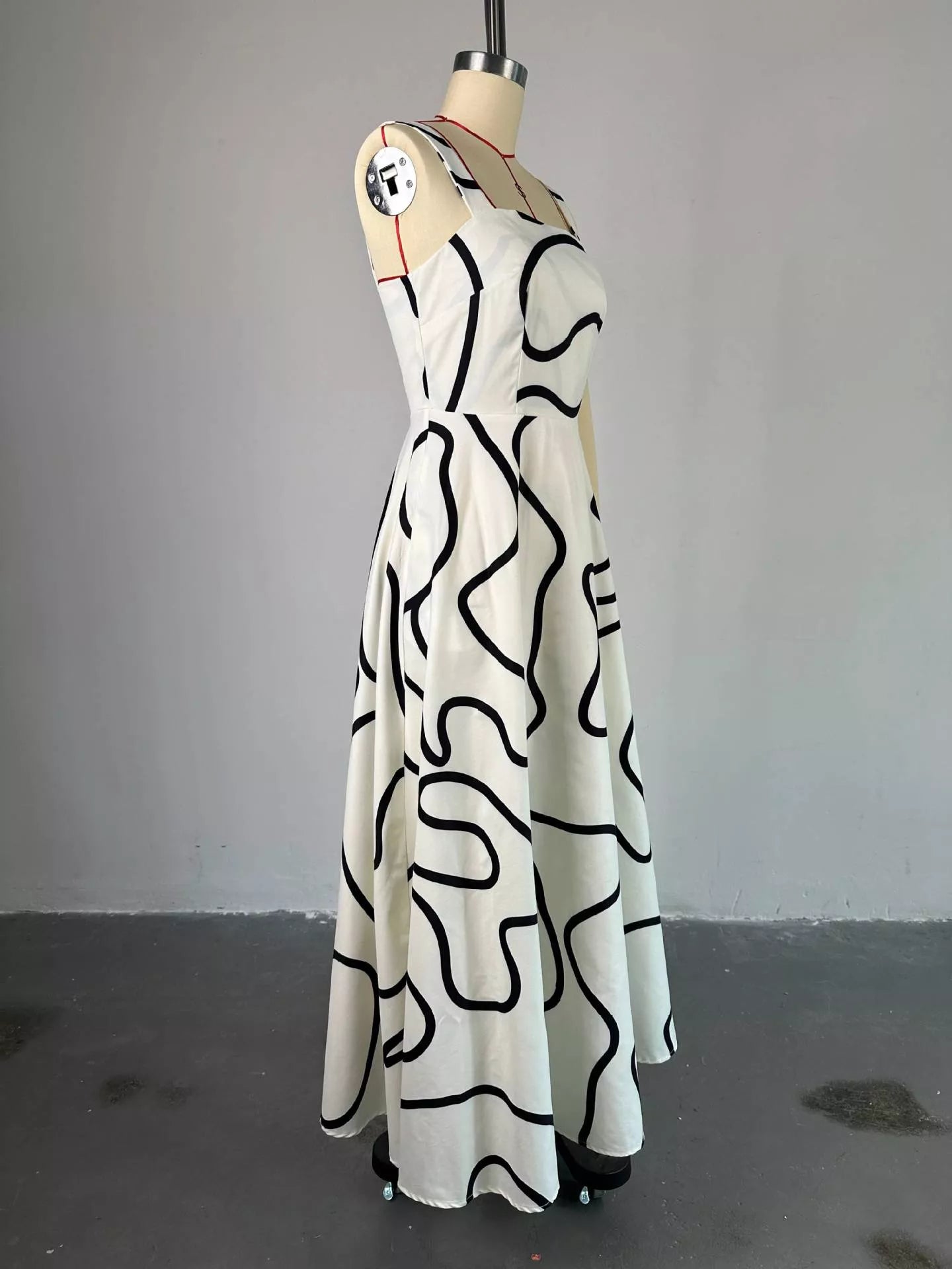 Abstract Print Square Neck Midi Dress - product image 4