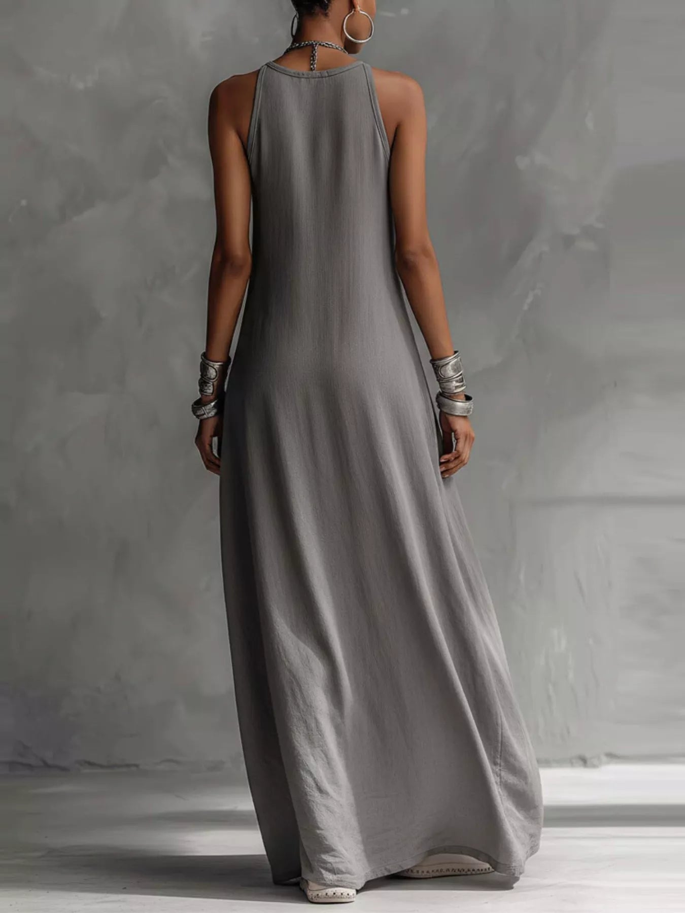 Two-Tone Sleeveless Maxi Dress - product image 2