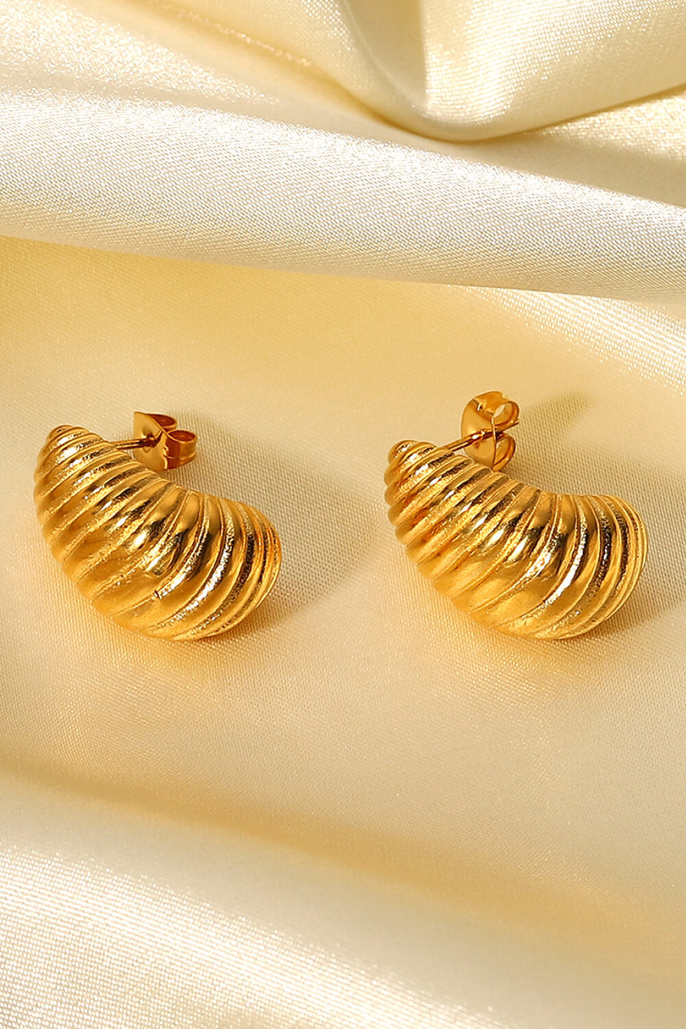 Shell Shore Spiral Stud Earrings