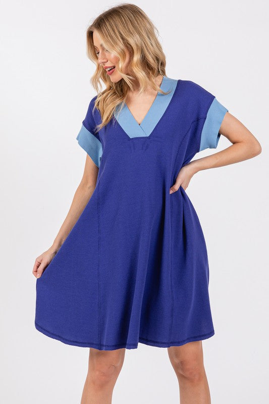 Ces Femme Contrast Trim V-Neck Short Sleeve Dress