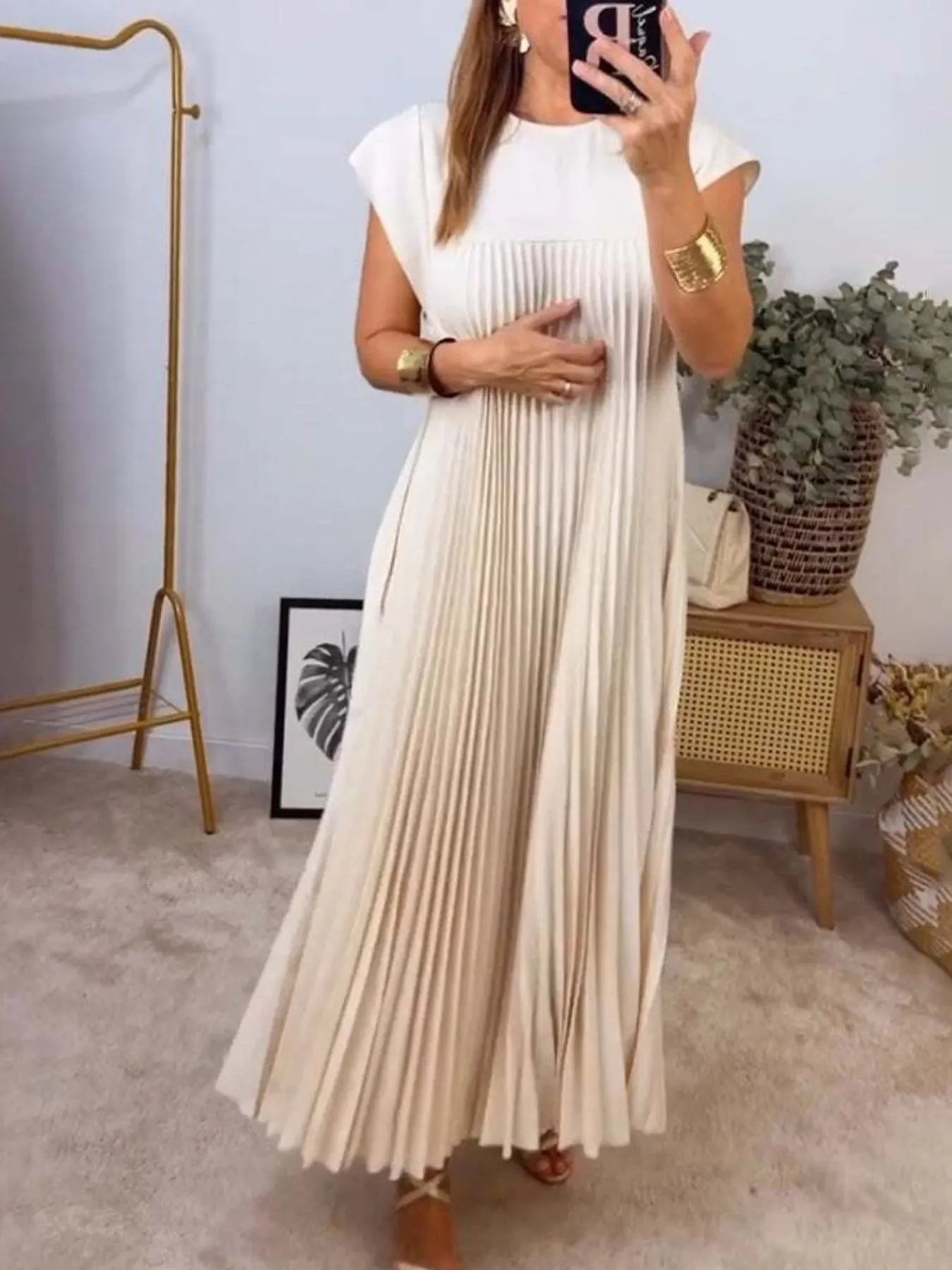 Pleated Round Neck Maxi Dress Main image