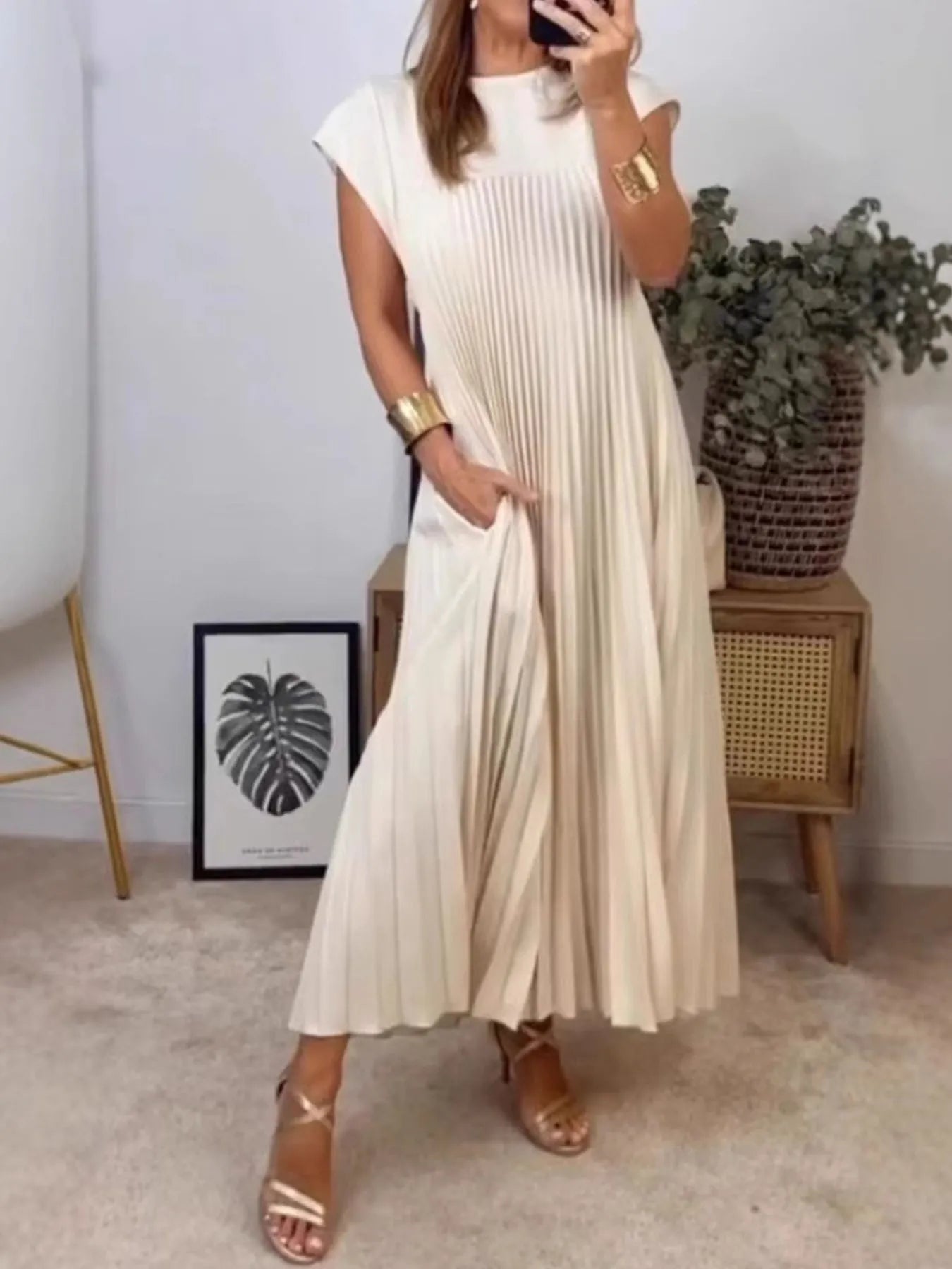 Pleated Round Neck Maxi Dress - product image 3