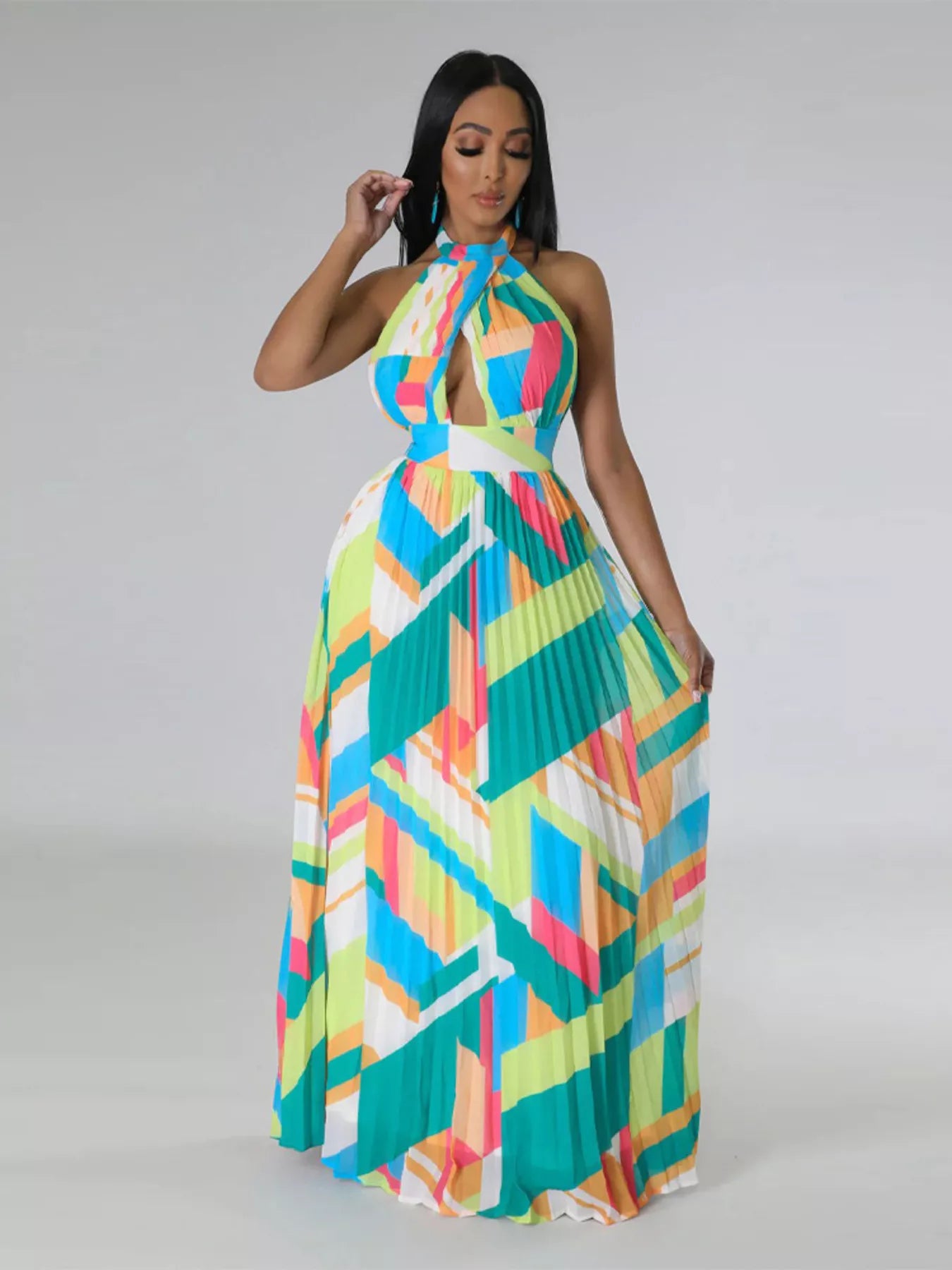 Halter Neck Geometric Print Pleated Maxi Dress - product image 10