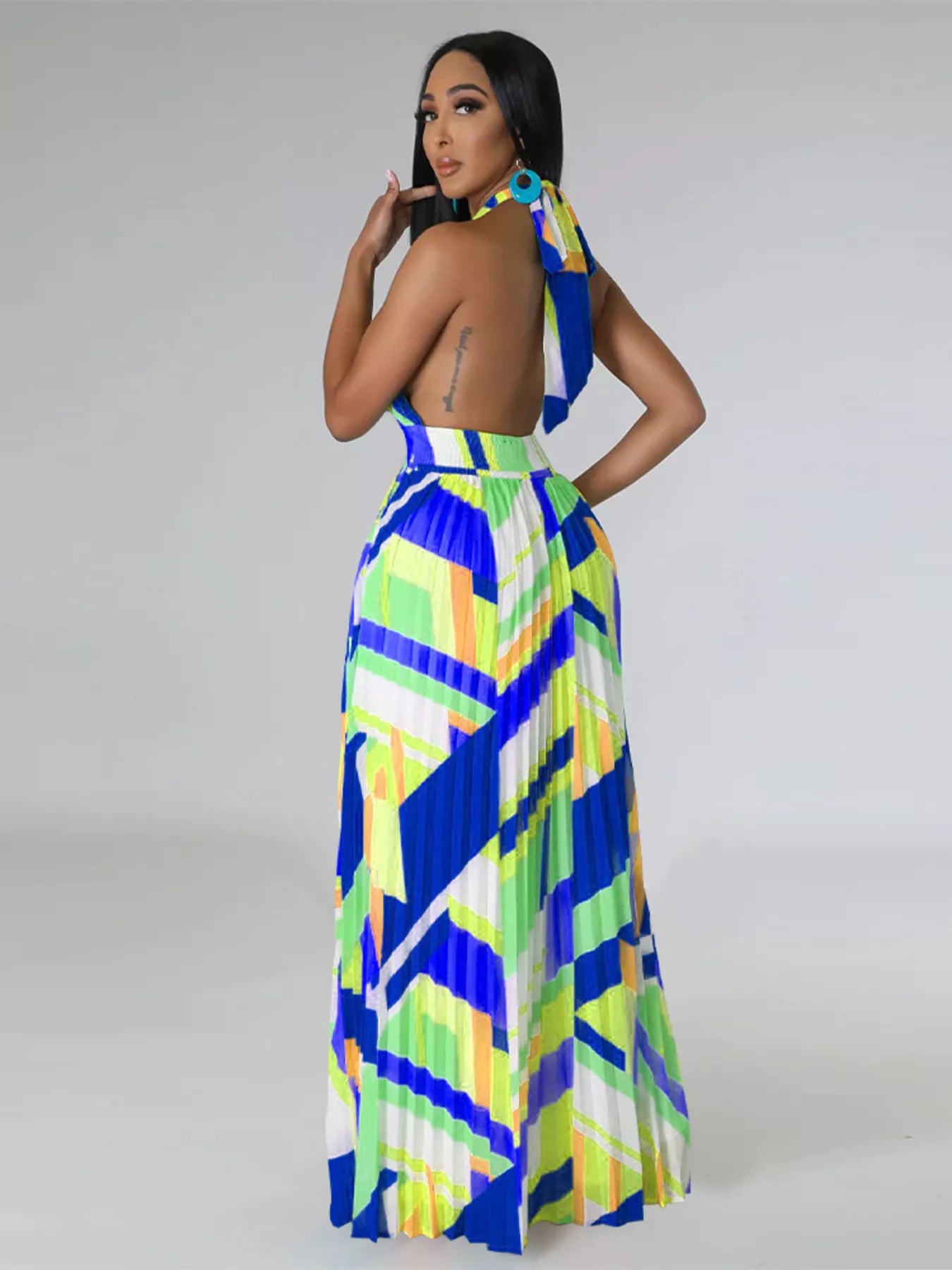 Halter Neck Geometric Print Pleated Maxi Dress - product image 16