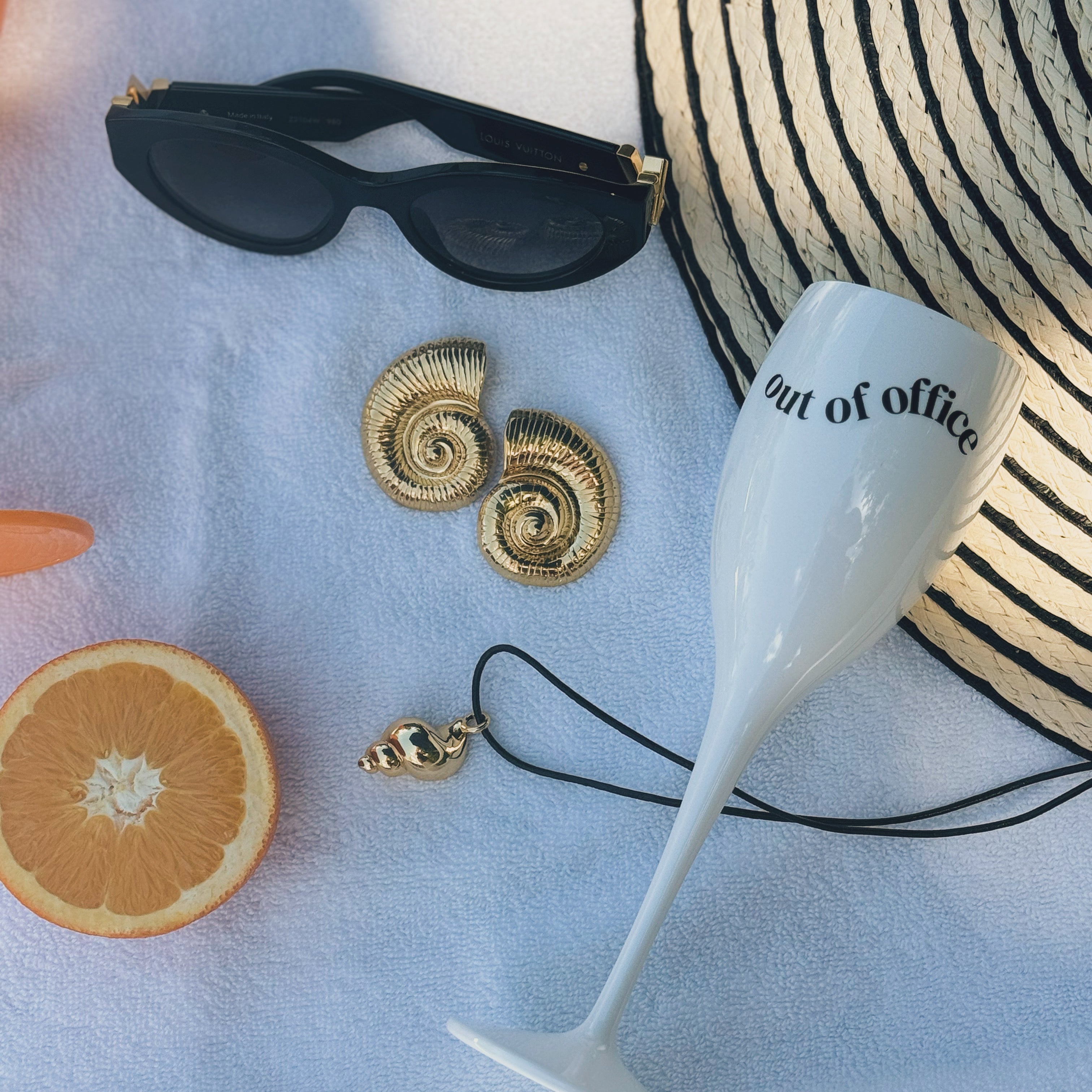 Conch Shell Necklace Secondary image