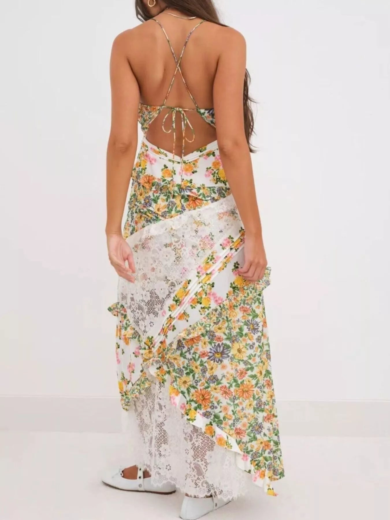Lace Detail Ruffled Floral V-Neck Maxi Dress - product image 4