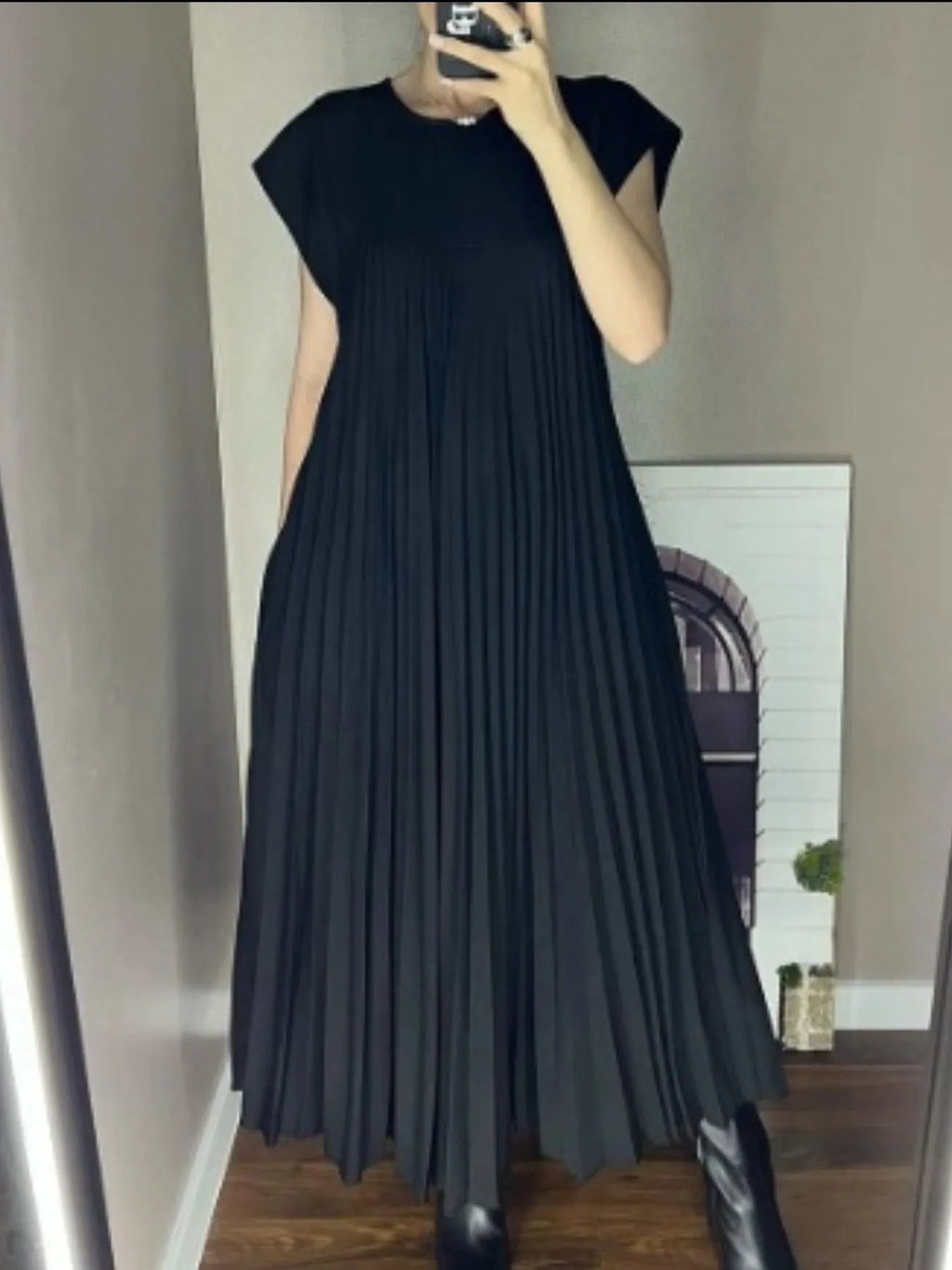 Pleated Round Neck Maxi Dress - product image 5