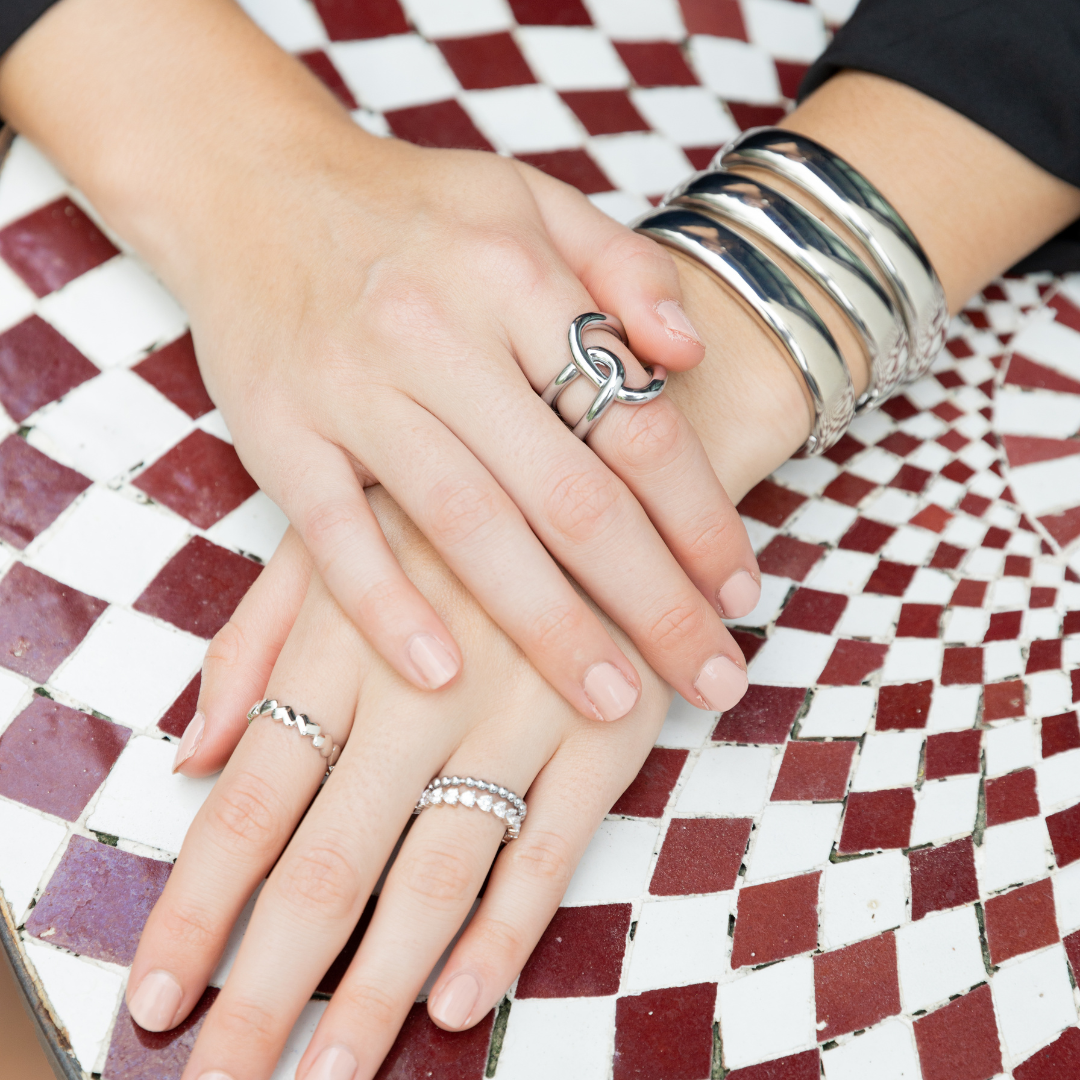 Ari Round Cut Ring Secondary image