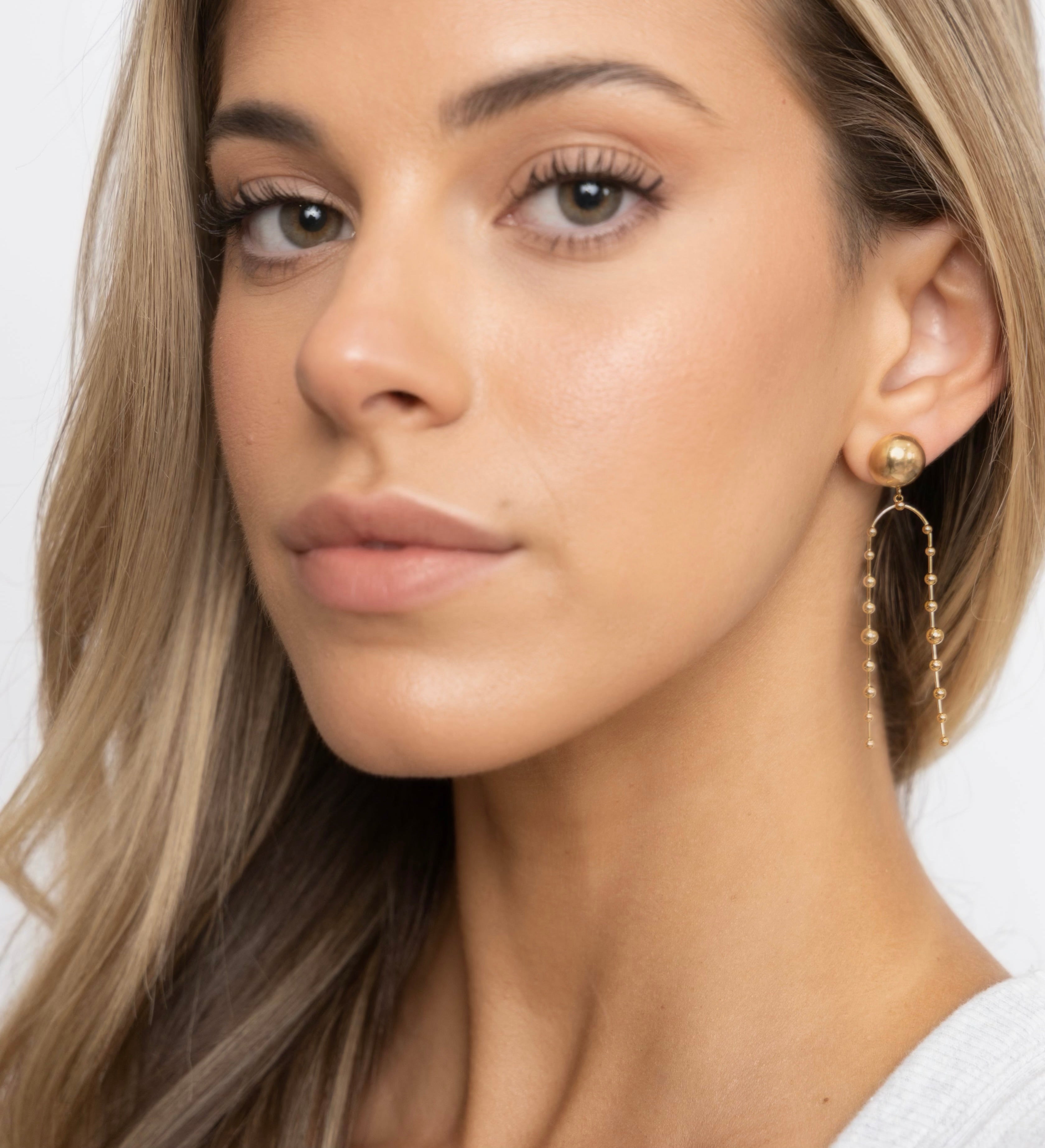 Vivienne Statement Earring Secondary image
