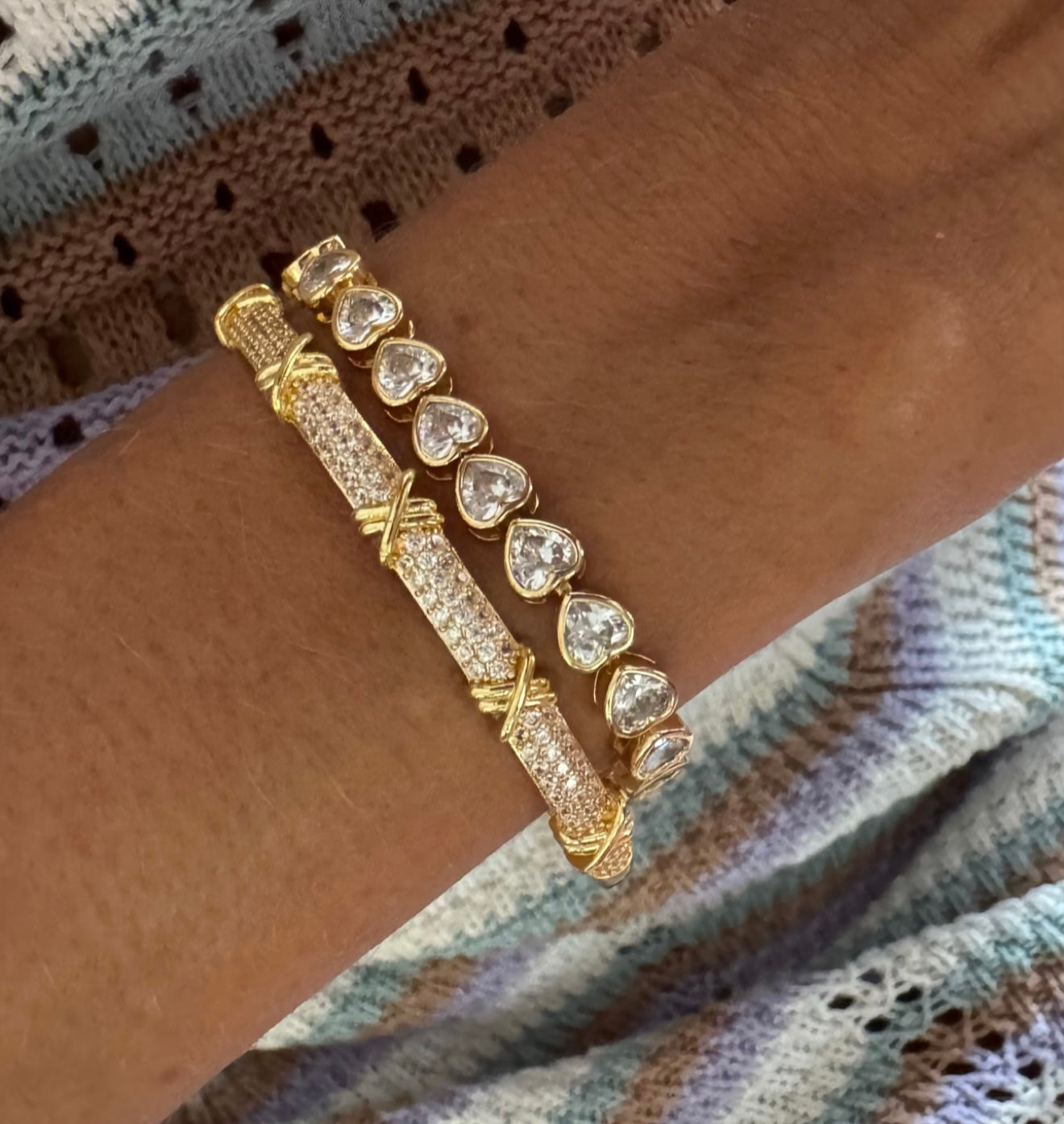 Bezel Heart Tennis Bracelet Secondary image