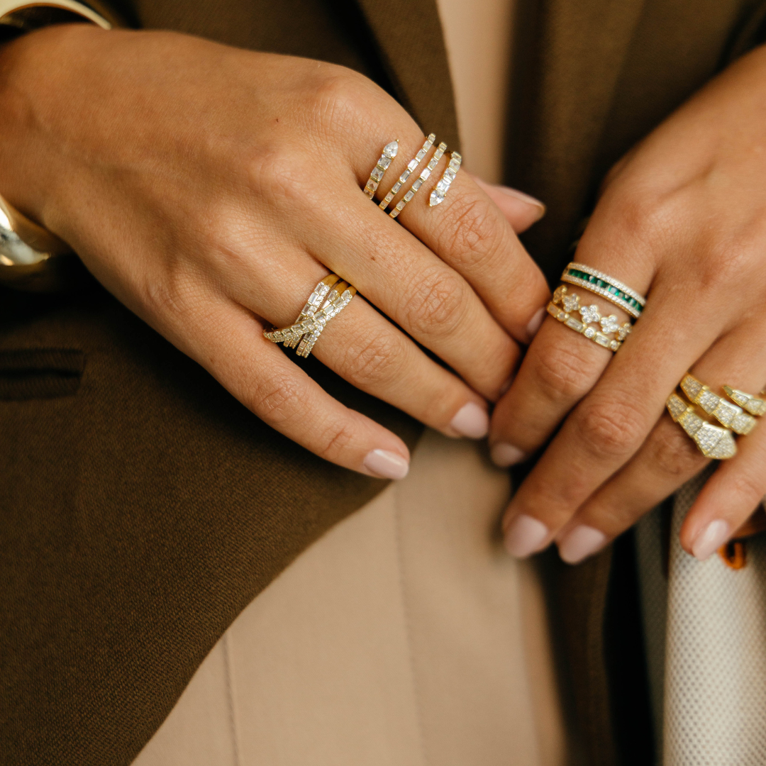 Lauren Emerald Band Ring Secondary image