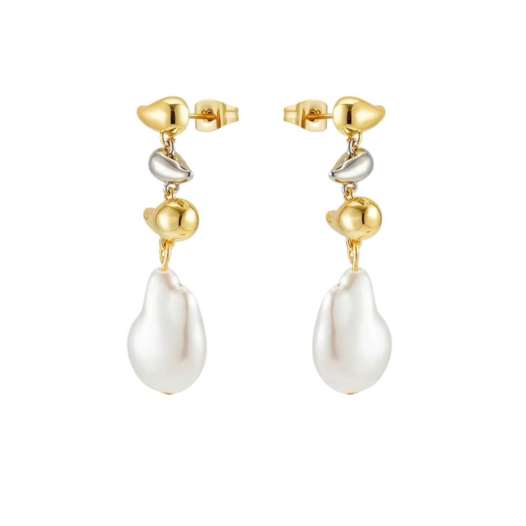 River Two Tone Pearl Earring Main image
