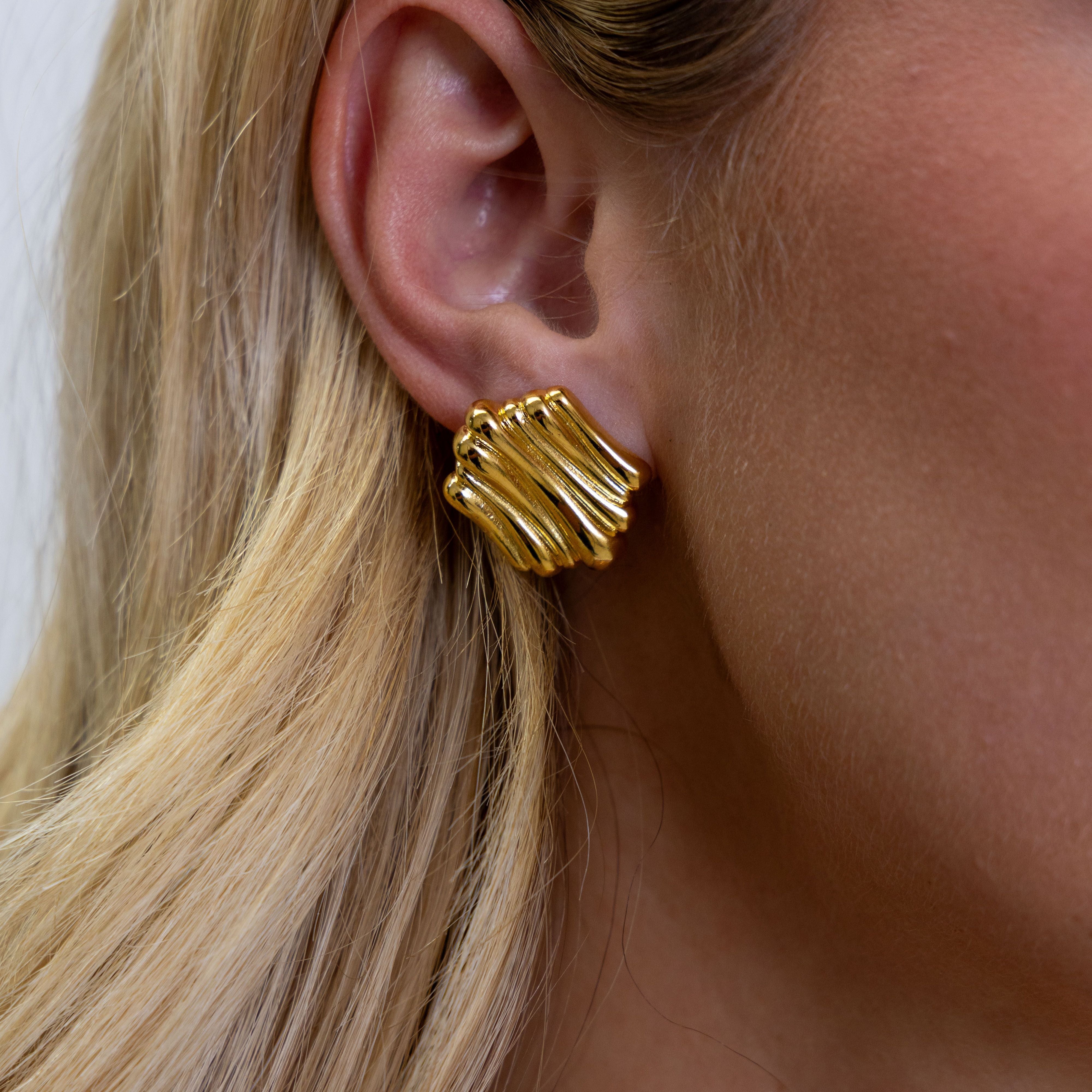Mini Julia Statement Earring Secondary image