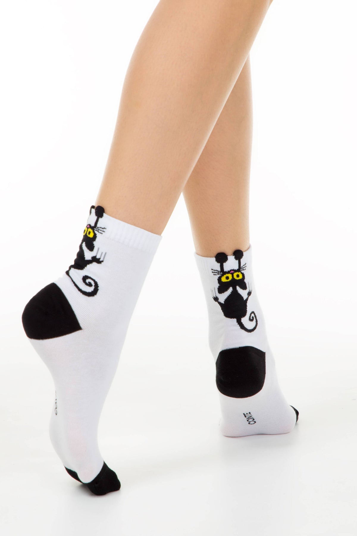 Cotton Socks Conte Classic 233 - Picot "Black cat" Main image