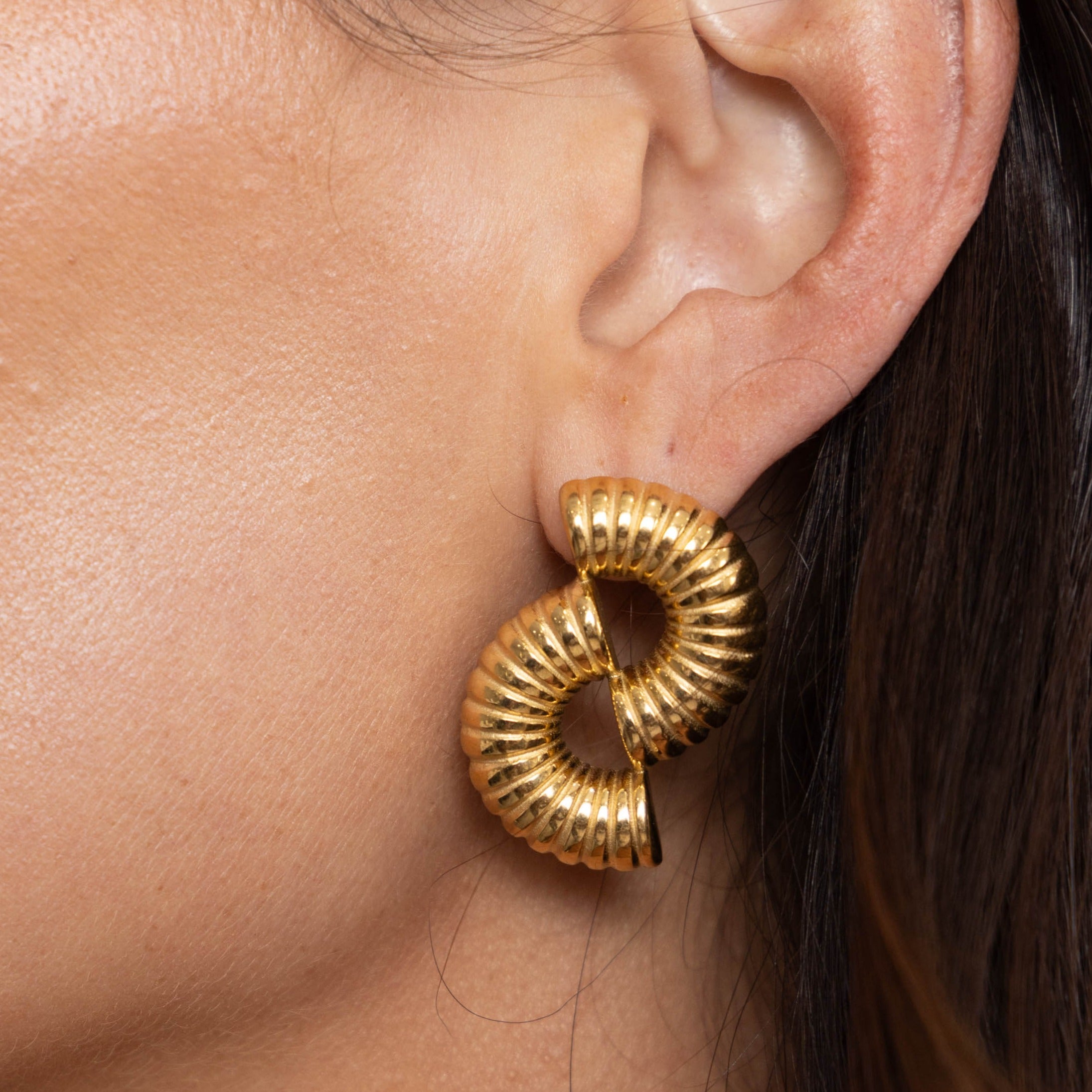 Brooklyn Statement Earring Secondary image