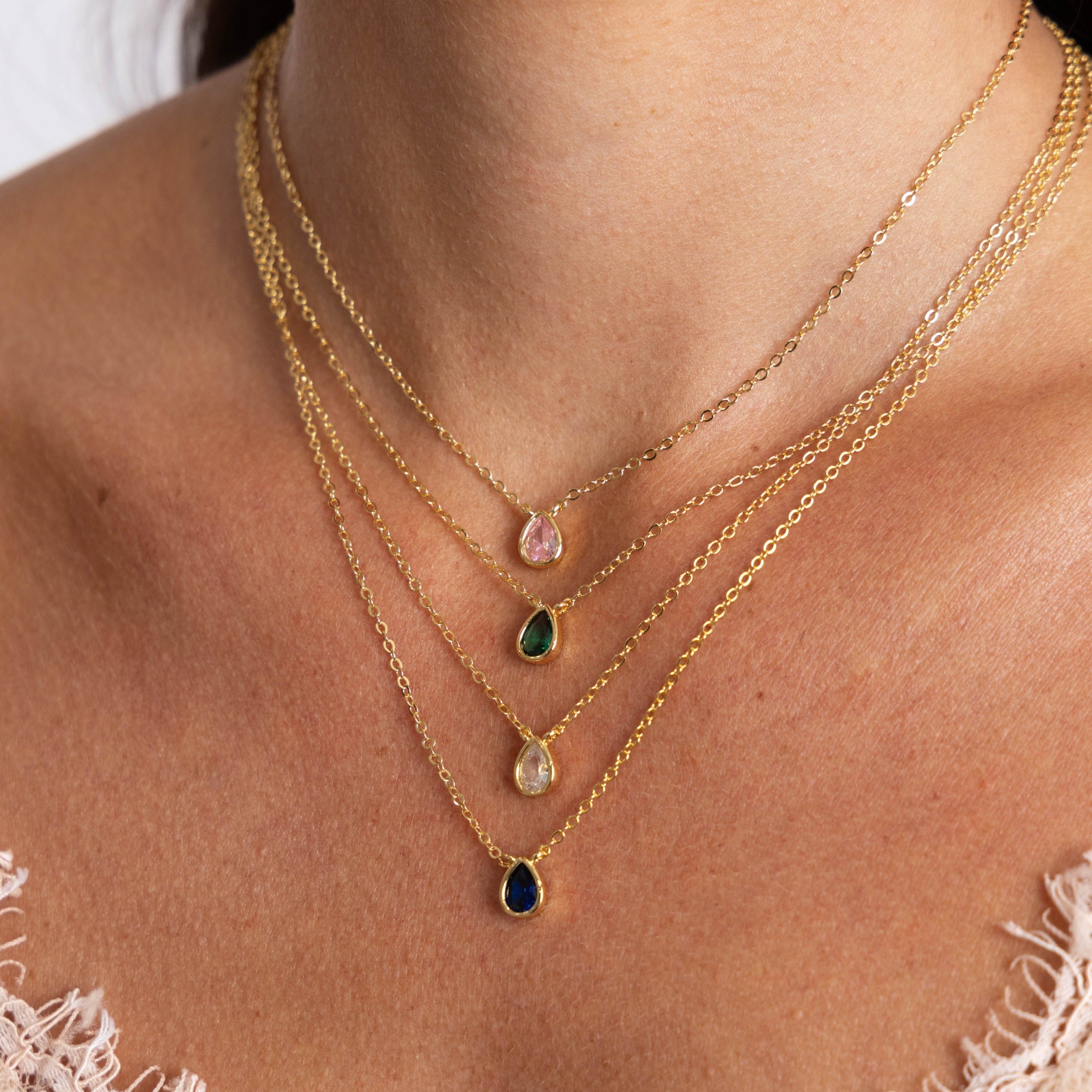 Ines Raindrop Necklace Pink Secondary image