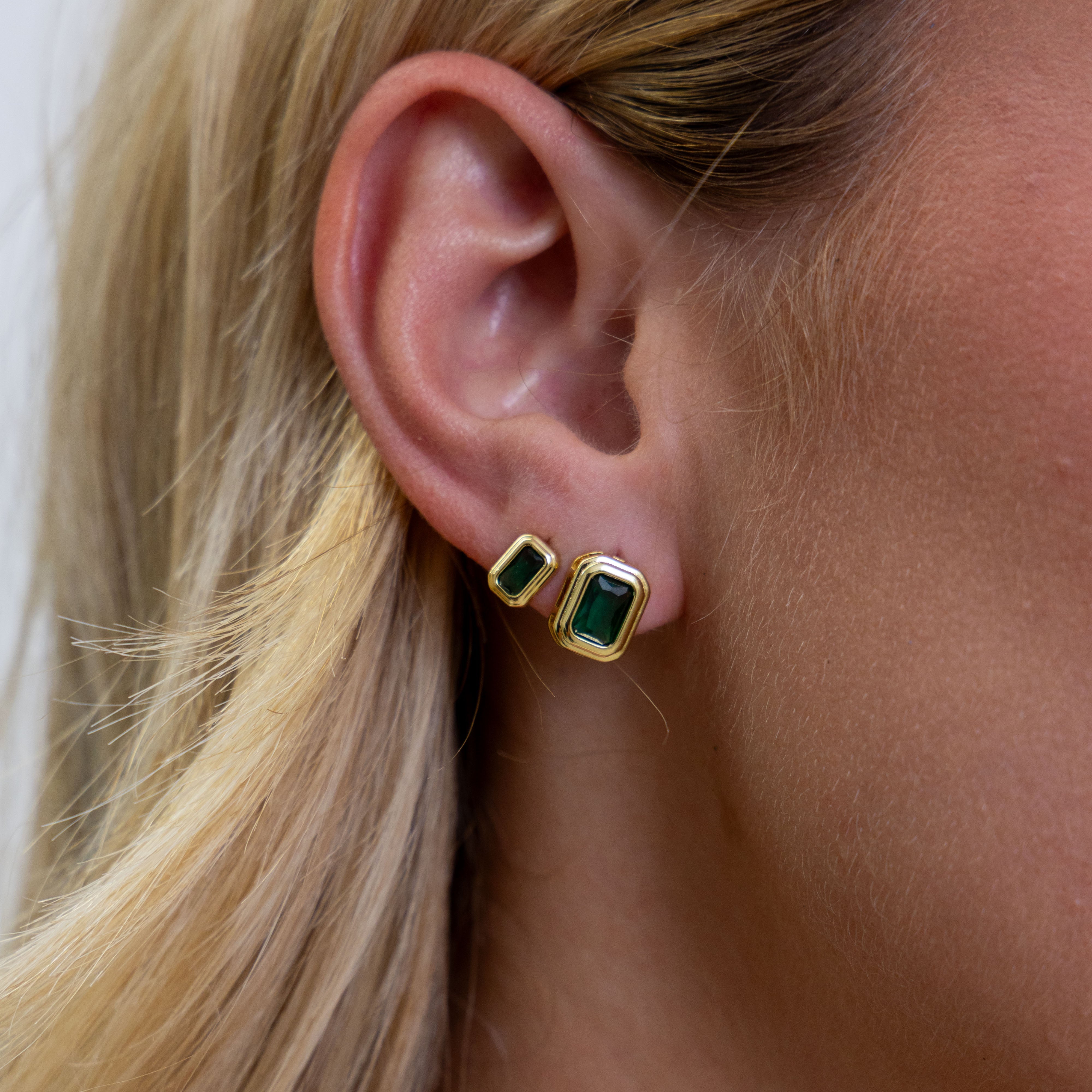 Clementine Emerald Bezel Studs Secondary image