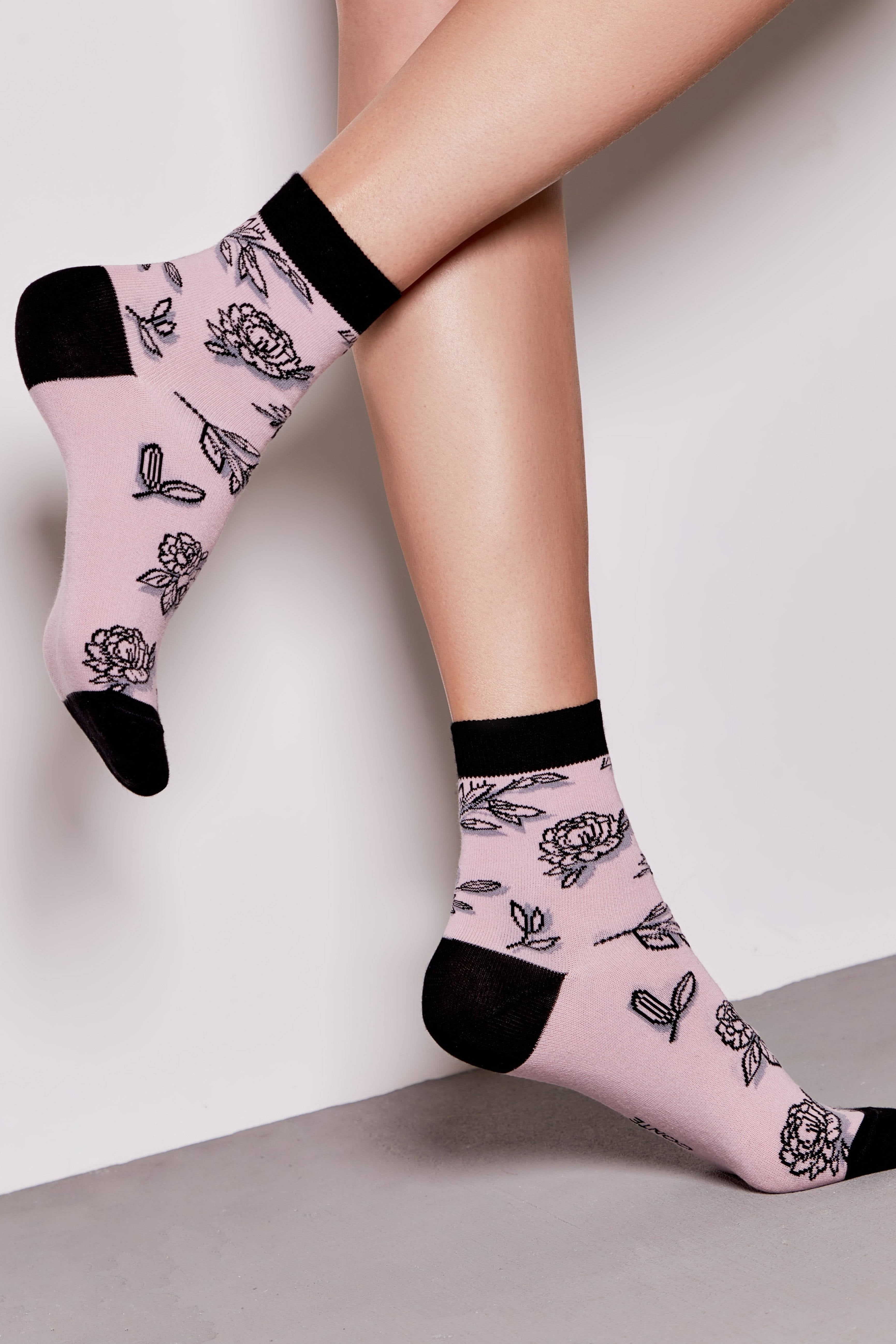 Conte Cotton Socks Classic - 435 Flowers With Shadow Main image
