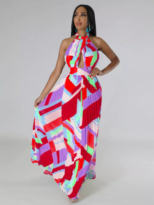 Halter Neck Geometric Print Pleated Maxi Dress - product image 2