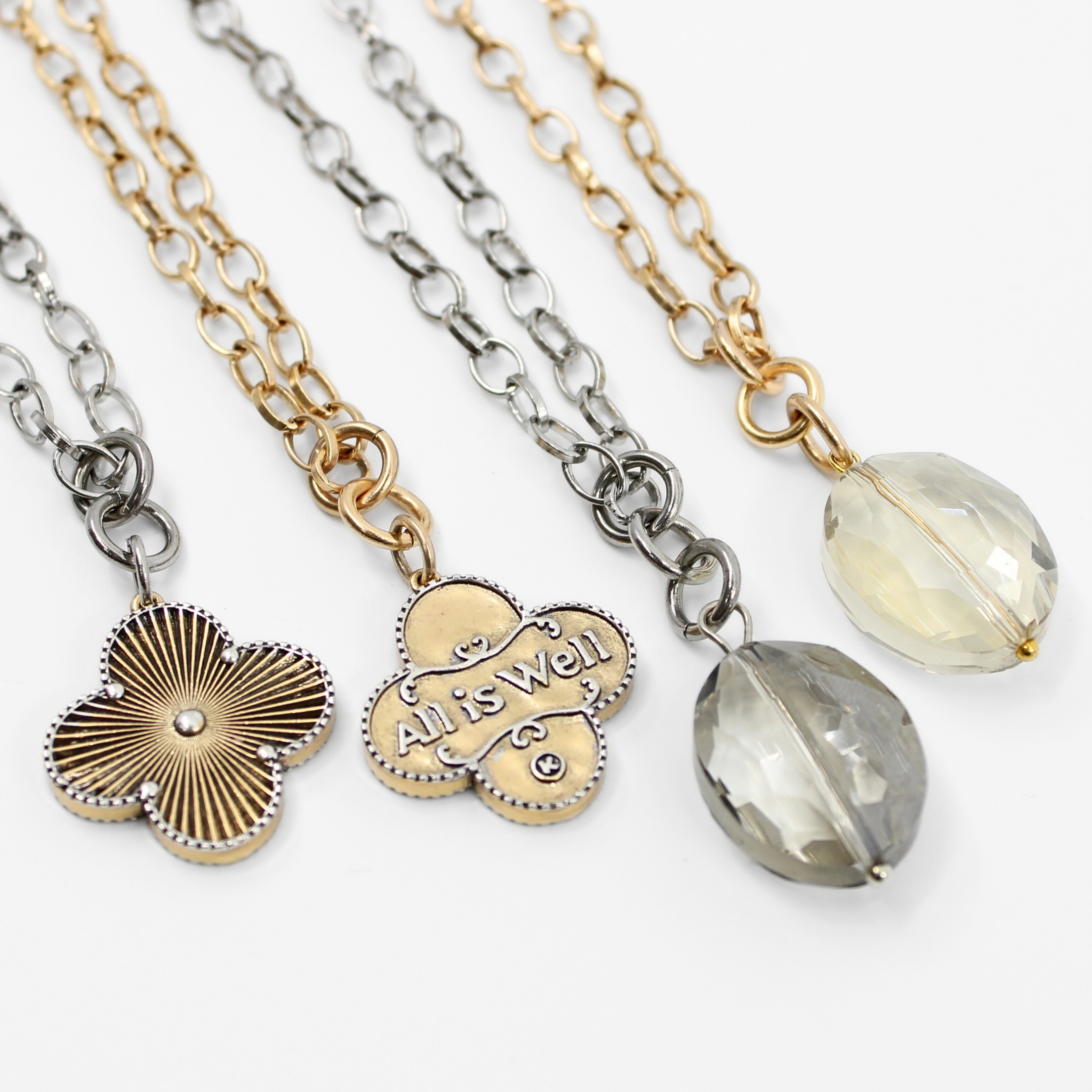 All is Well Clover Original Lite Necklace