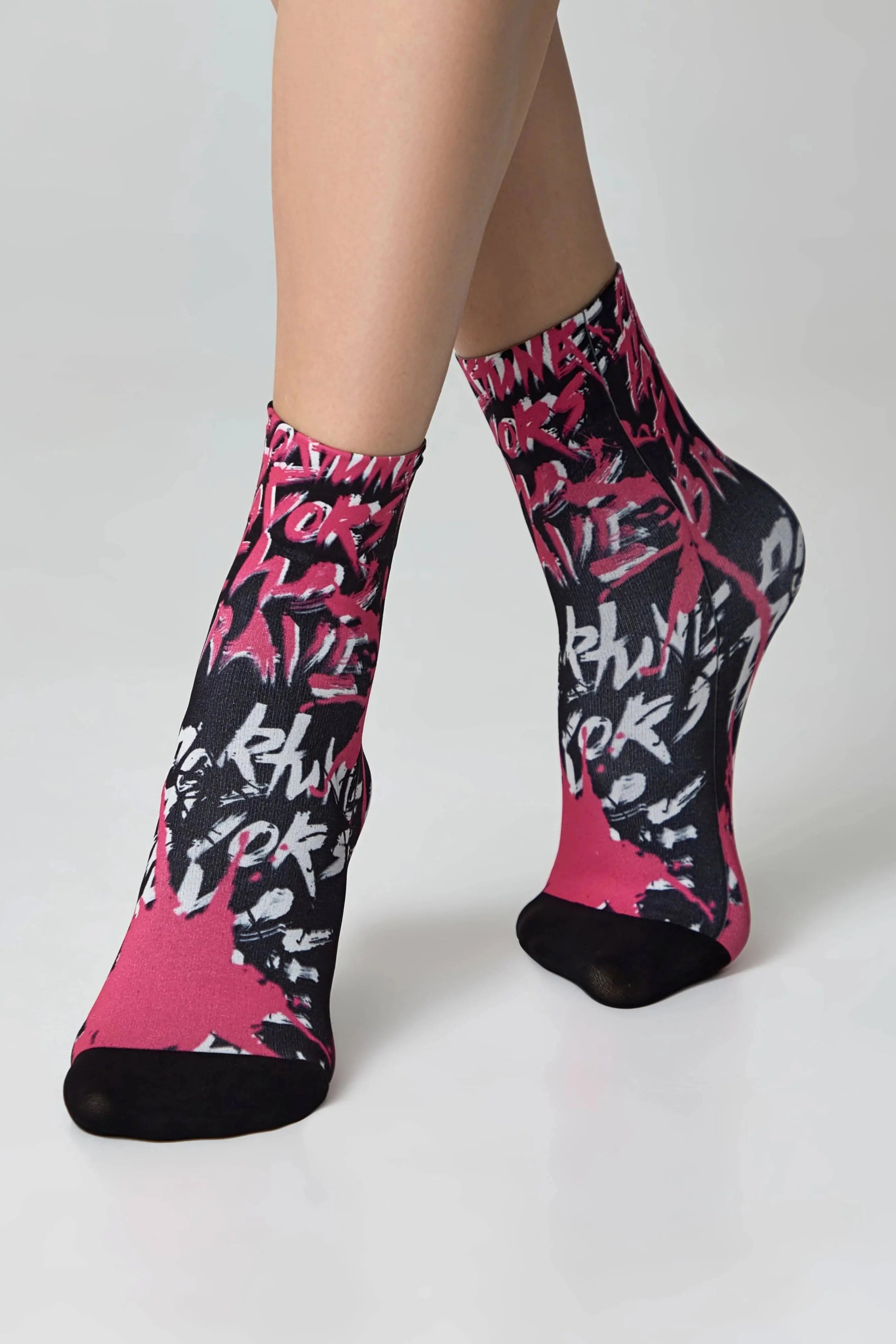 Dense Socks Conte Fantasy 912 - Fortune Pattern Secondary image
