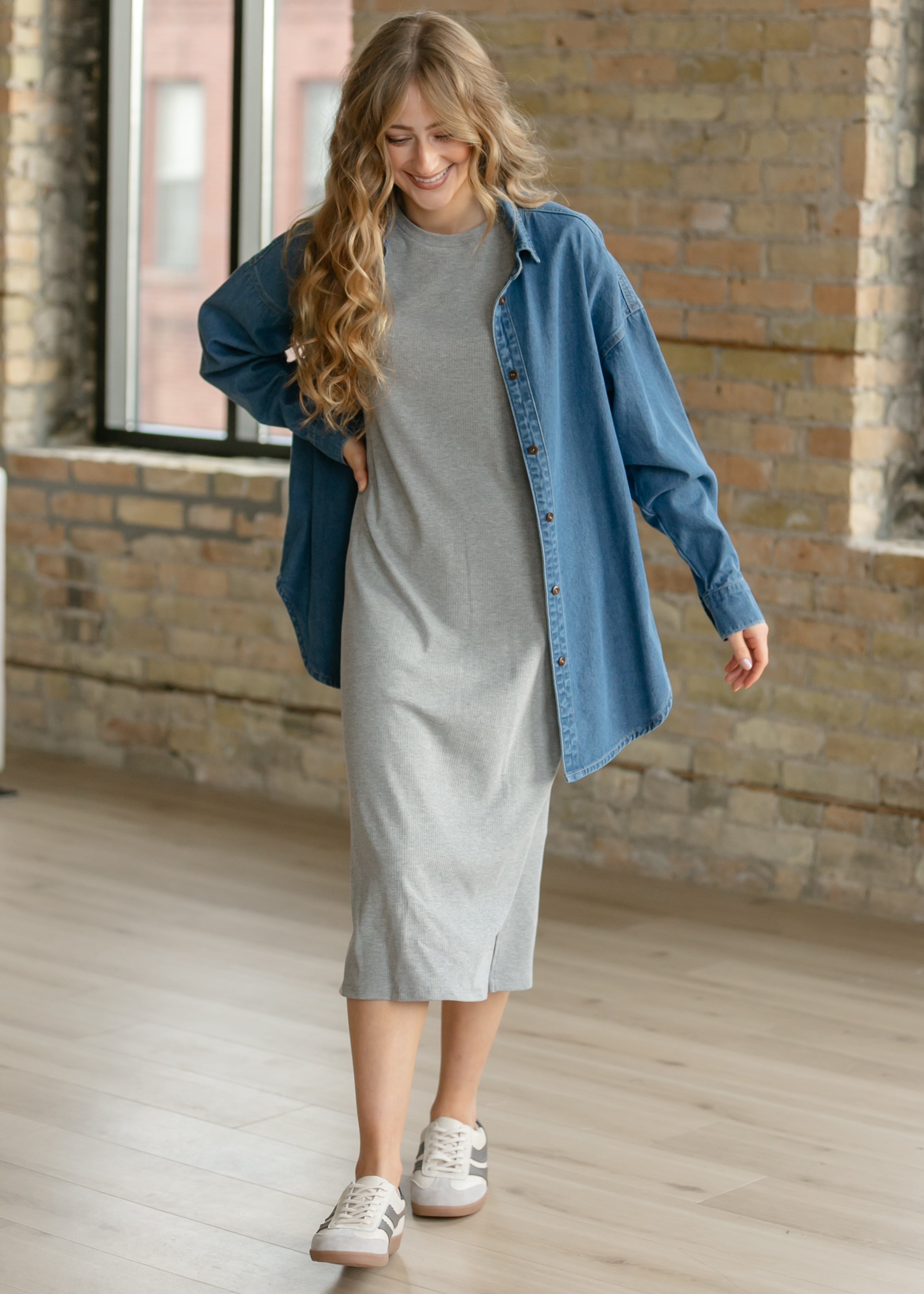 Baylor Gray Ribbed T-shirt Dress Secondary image
