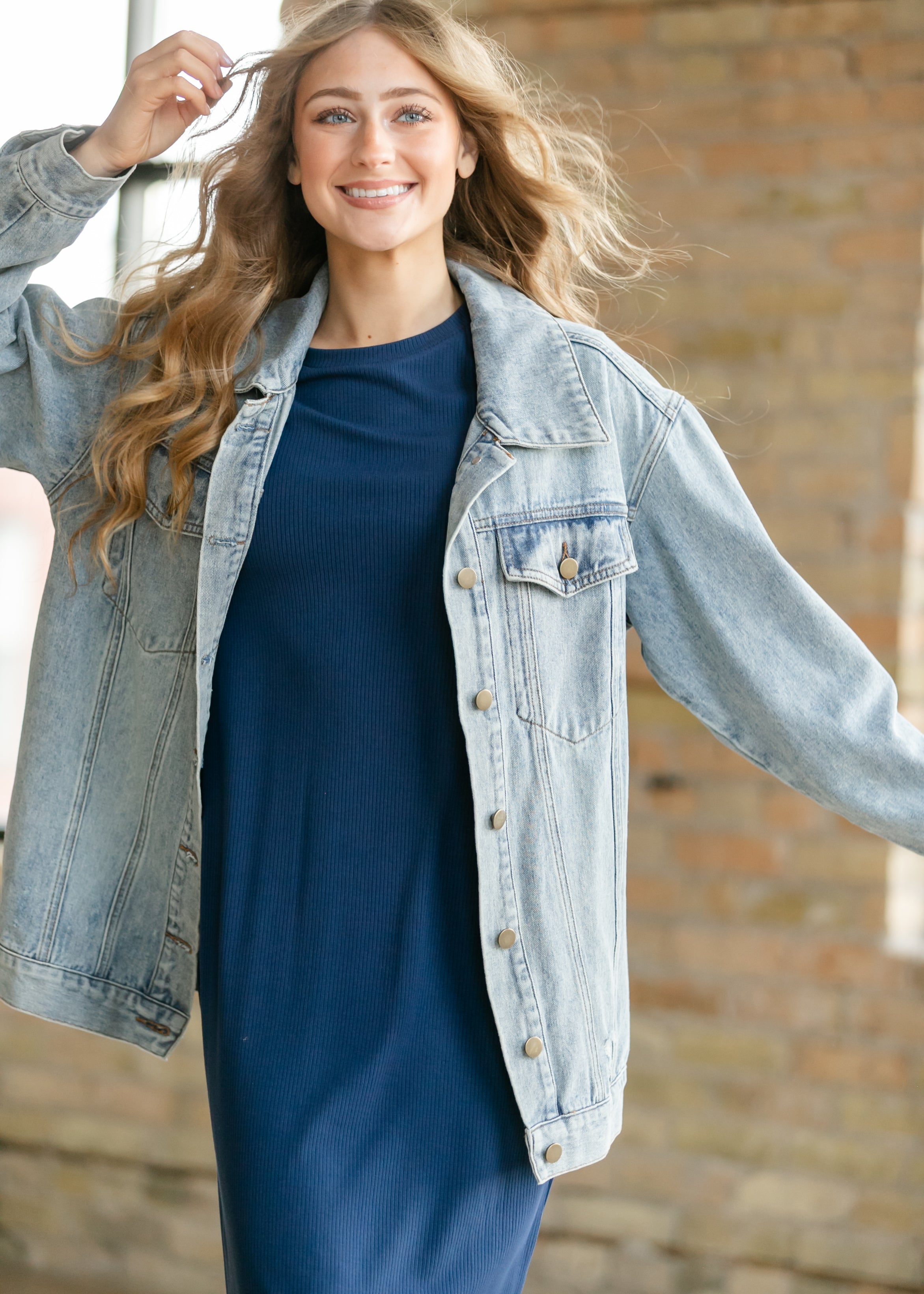 Brinx Oversized Denim Jacket Secondary image