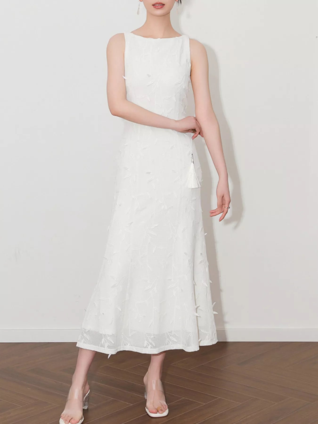 Sleeveless Floral Applique Midi Dress - product image 3