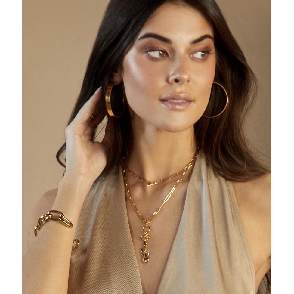 Carrie Flat Hoops Secondary image
