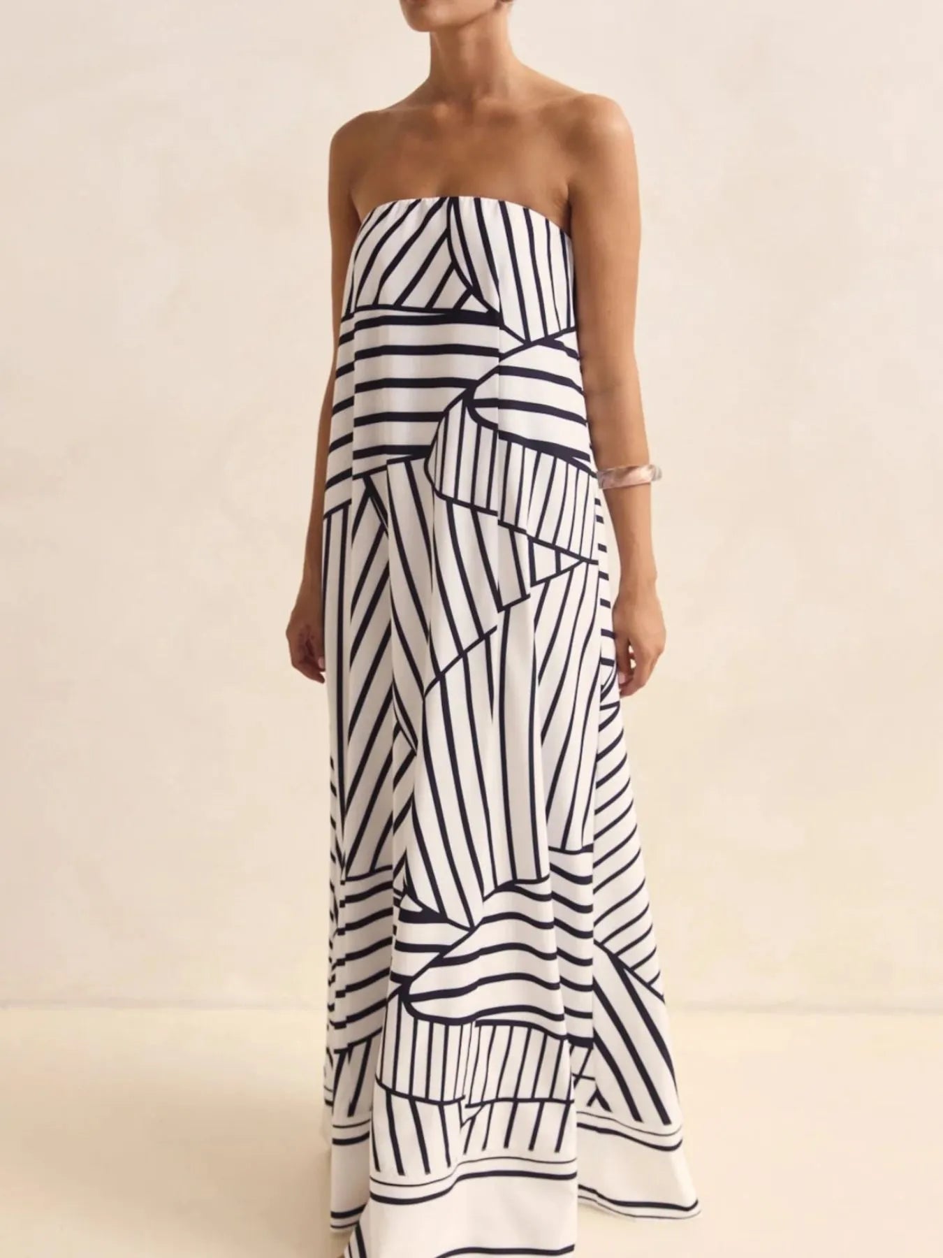 Smocked Printed Tube Maxi Dress - product image 8