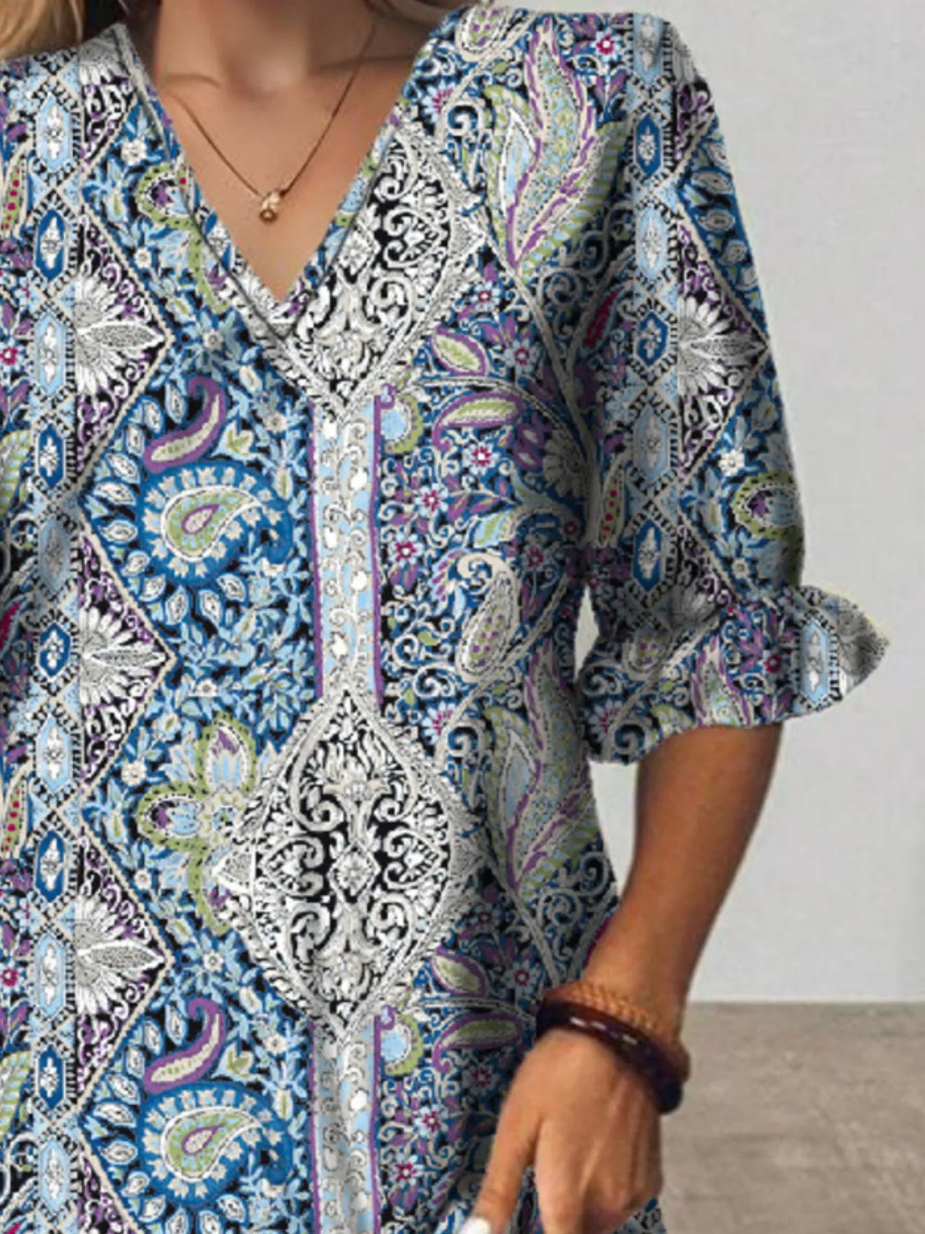 Bohemian Paisley Print V-Neck Midi Dress - product image 3
