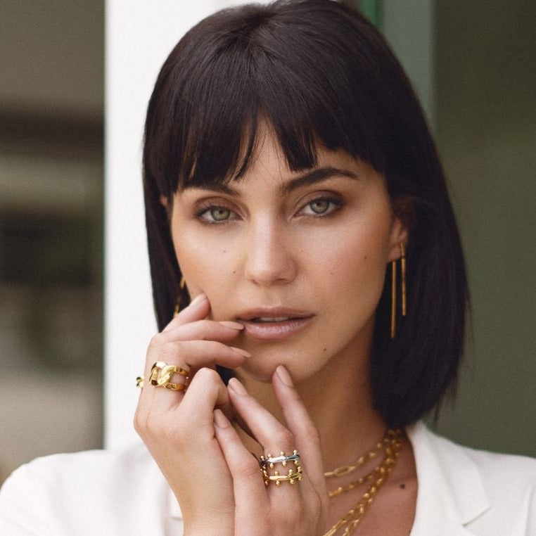 Double Bar Earring Secondary image