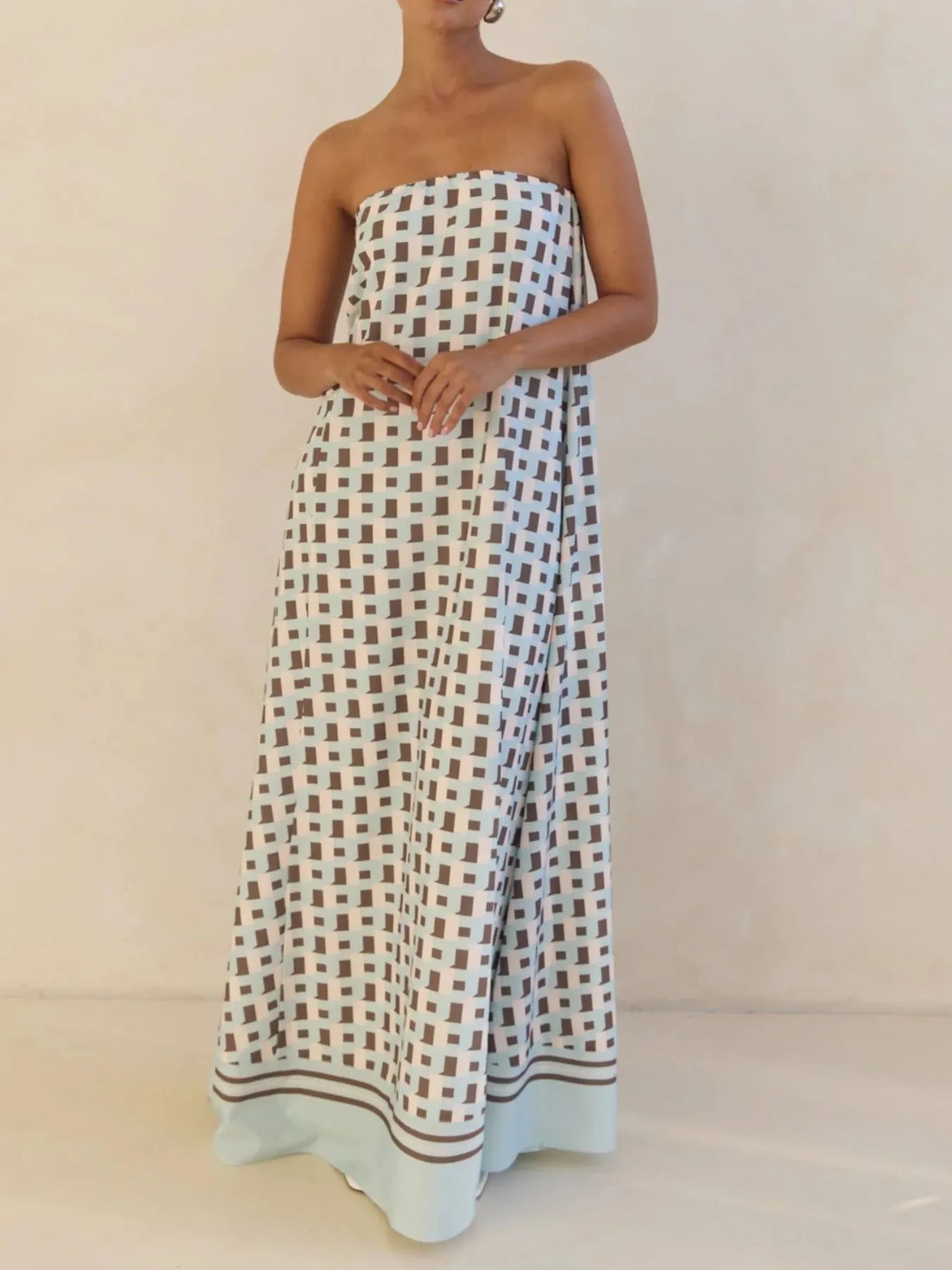 Smocked Printed Tube Maxi Dress - product image 12