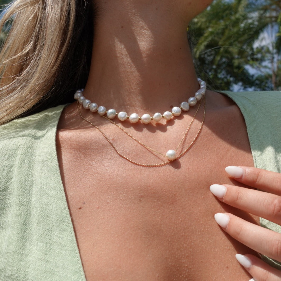 Ellie Pearl Choker Secondary image