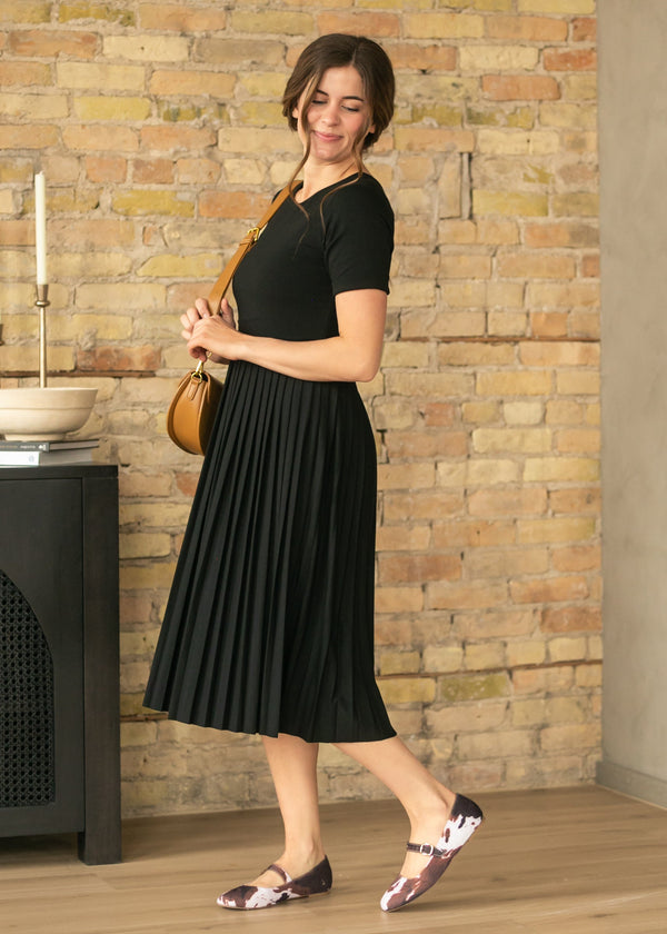 Emersyn Black Pleated Midi Dress - product image 7