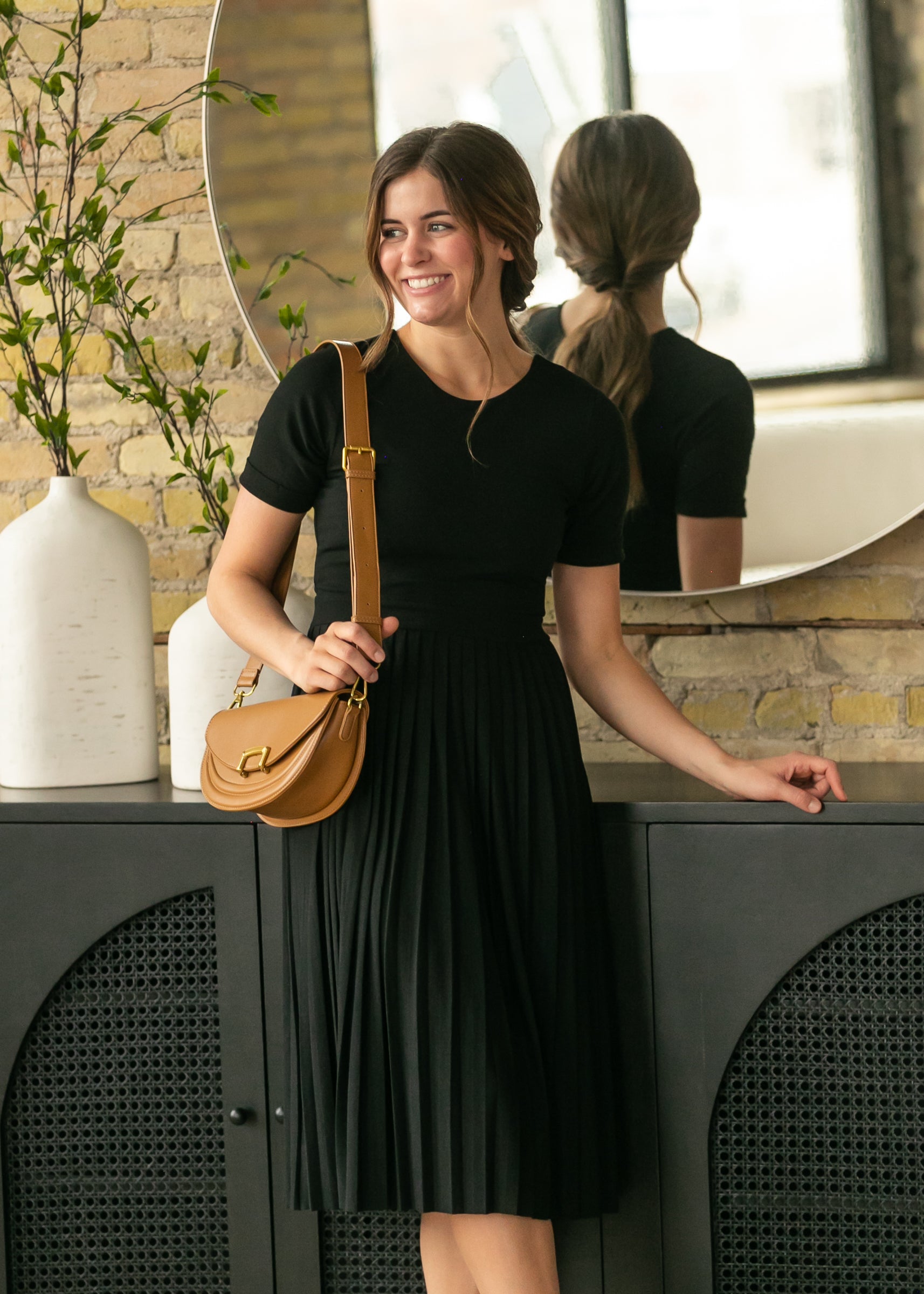Emersyn Black Pleated Midi Dress - product image 4