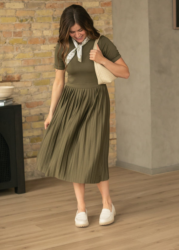 Emersyn Olive Pleated Midi Dress - product image 3