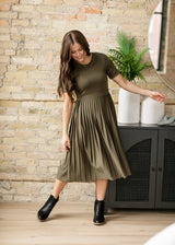 Emersyn Pleated Midi Dress