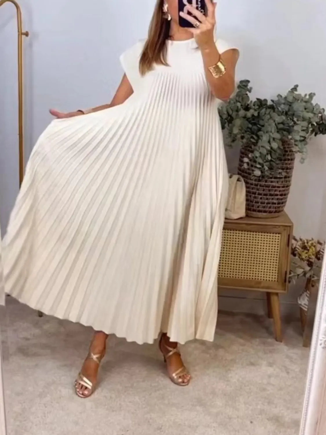 Full Size Pleated Round Neck Maxi Dress Plus Size Secondary image