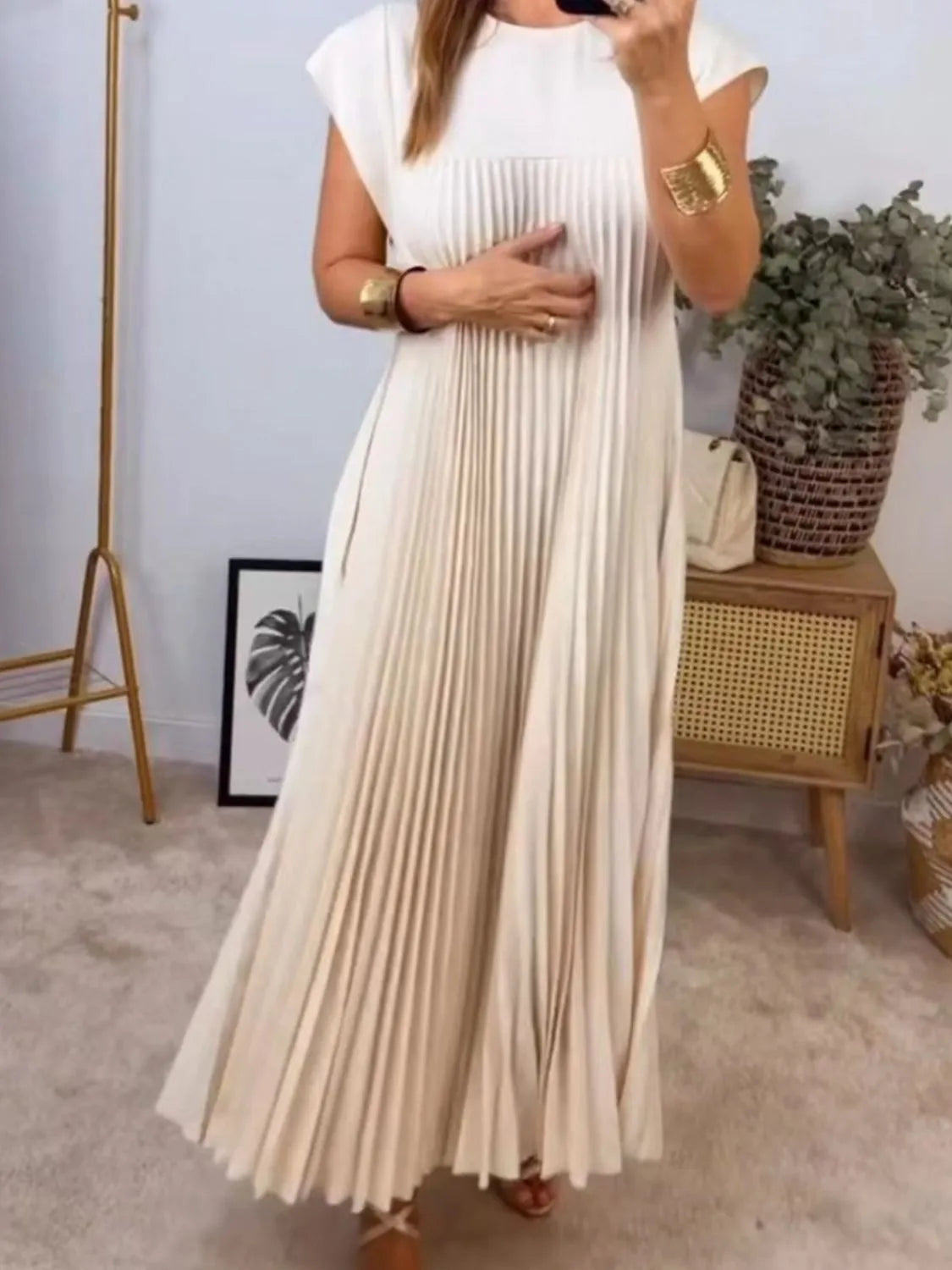 Full Size Pleated Round Neck Maxi Dress Plus Size Main image