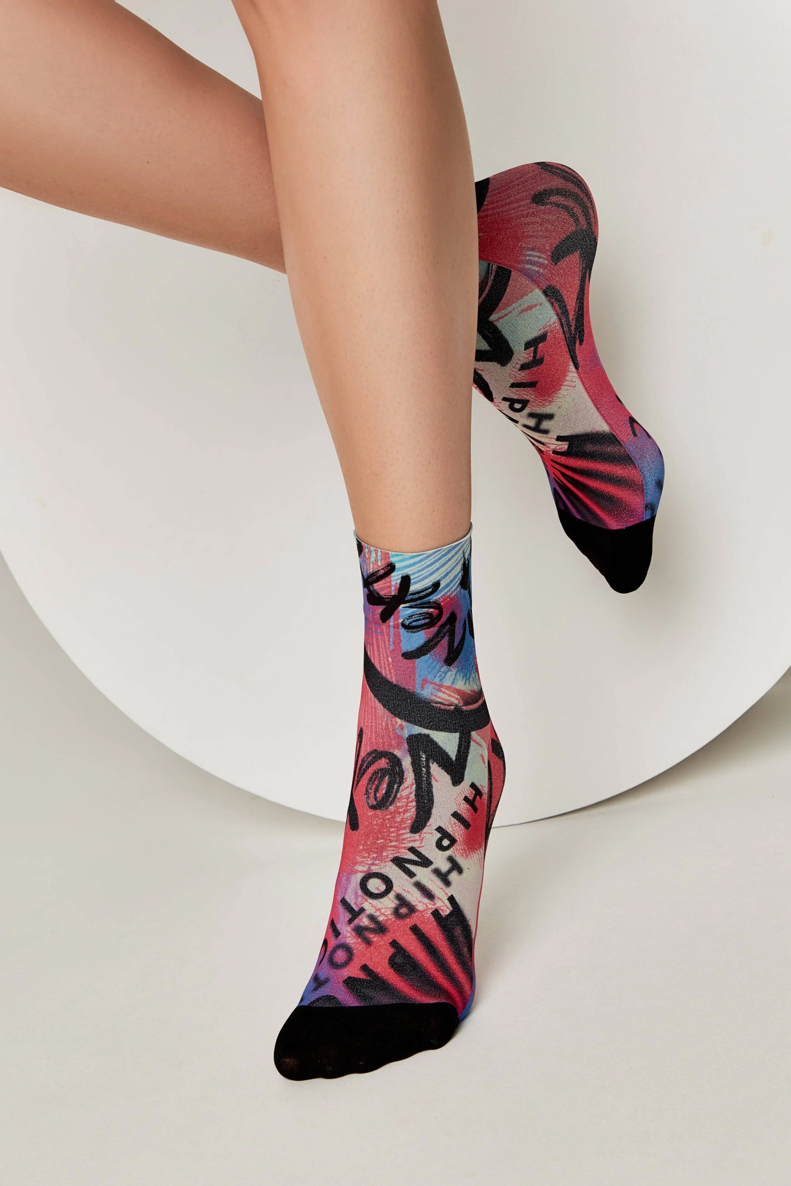 Socks Conte Fantasy 909 - "Hipnotic" Pattern Main image