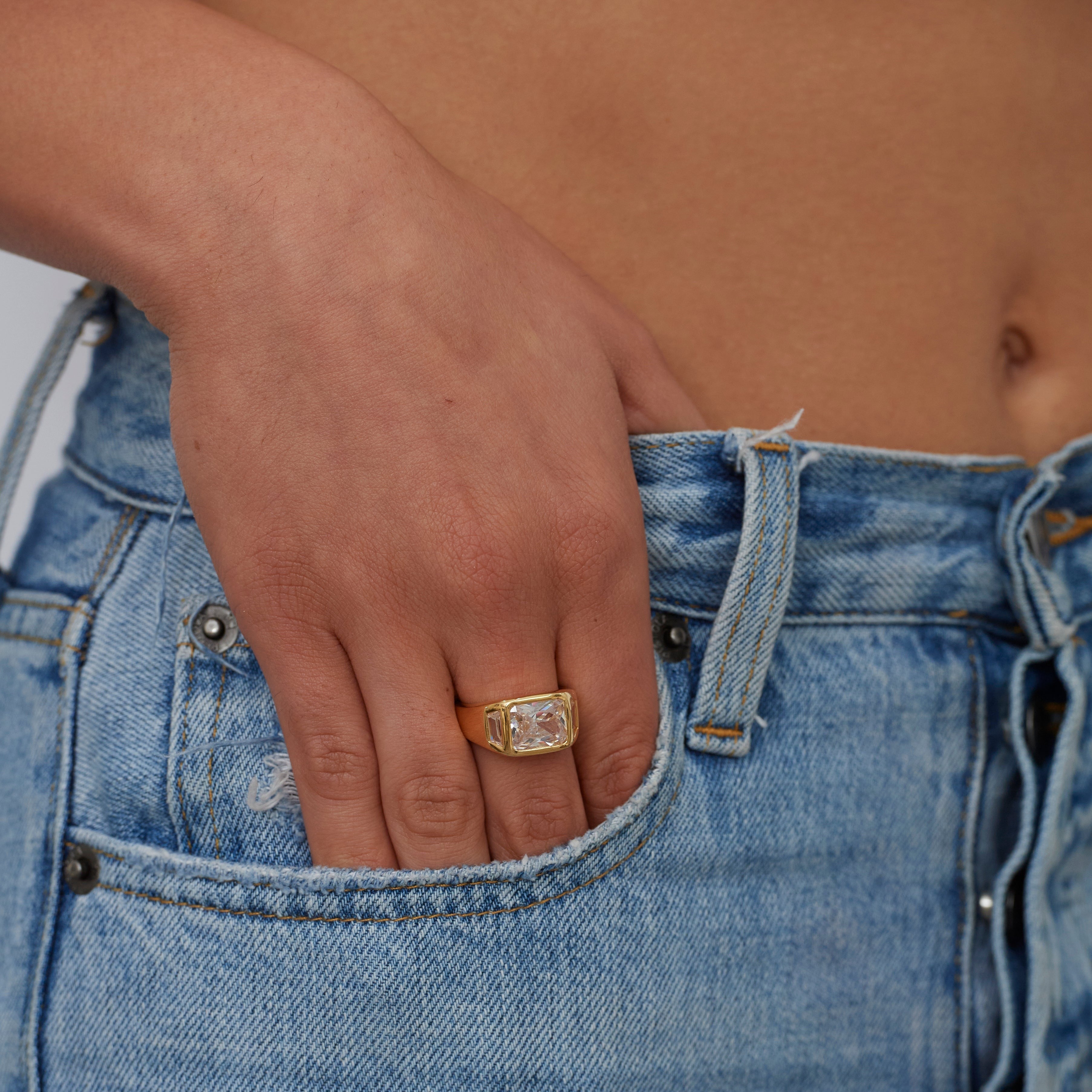 Genevieve Ring Secondary image