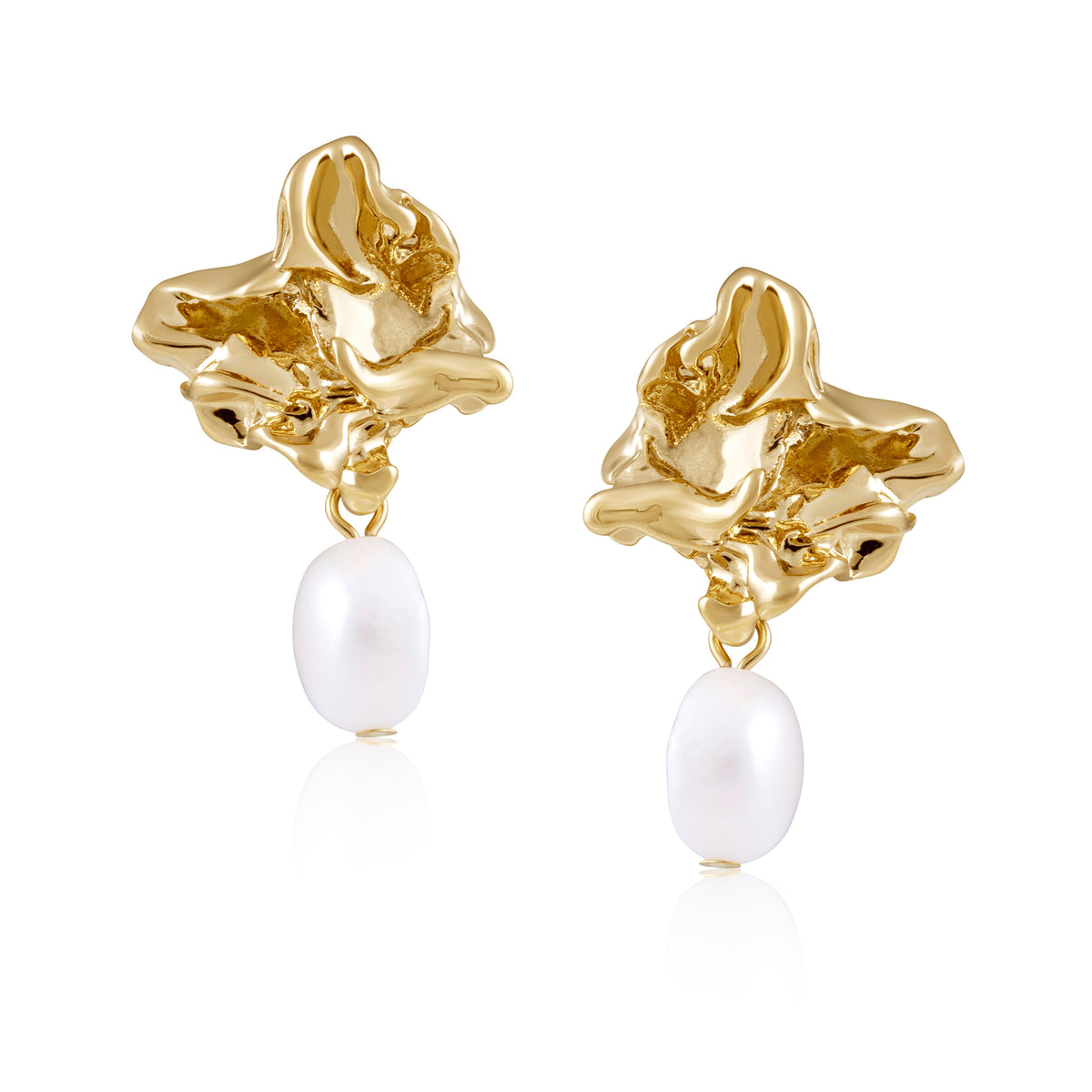 Greta Pearl Earring Main image