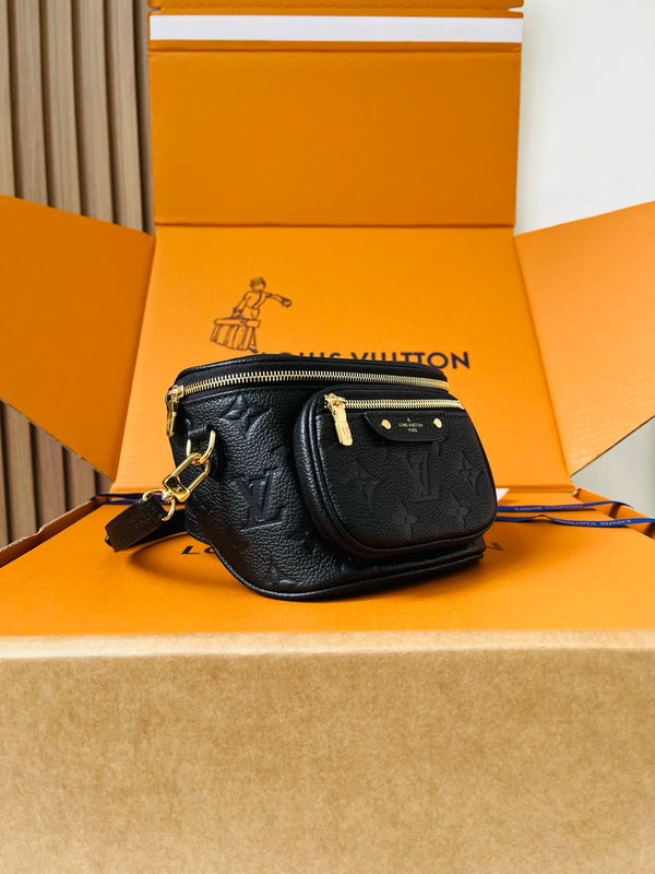 Women's Black Textured Crossbody Shoulder Bag – Gold Chain Strap