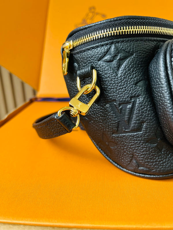 Women's Black Textured Crossbody Shoulder Bag – Gold Chain Strap