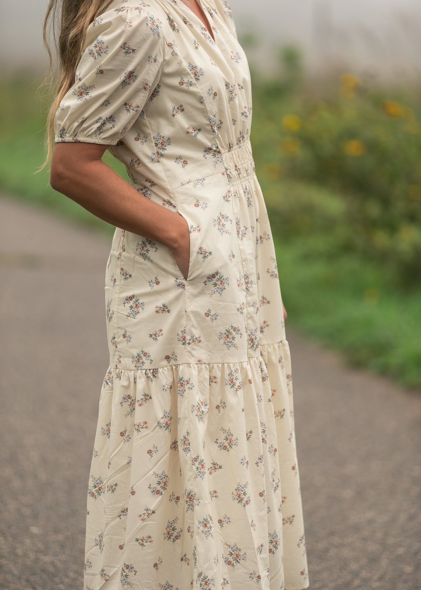 Katrina Half Sleeve Floral Midi Dress - product image 9