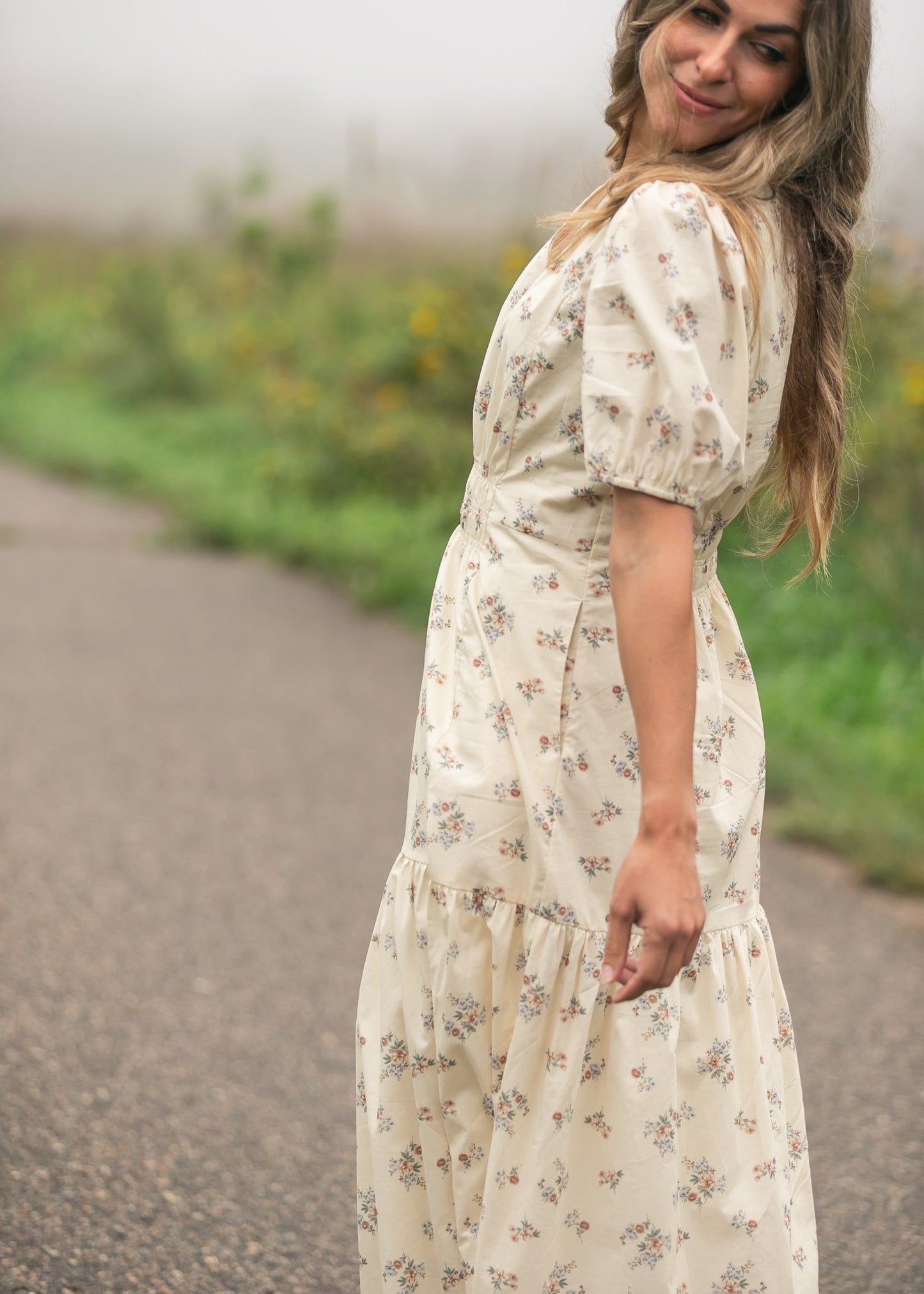 Katrina Half Sleeve Floral Midi Dress - product image 10