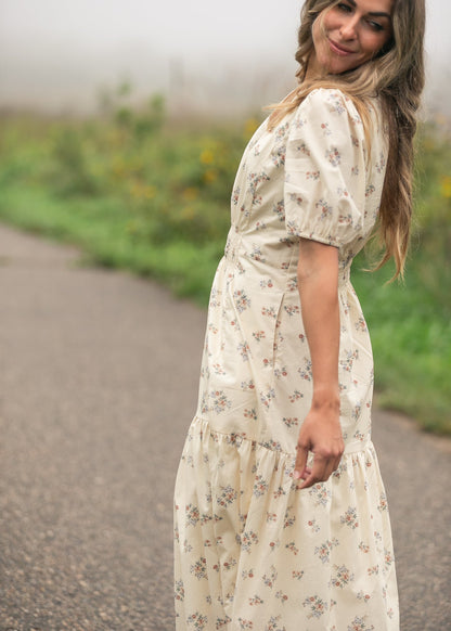 Katrina Half Sleeve Floral Midi Dress - product image 10