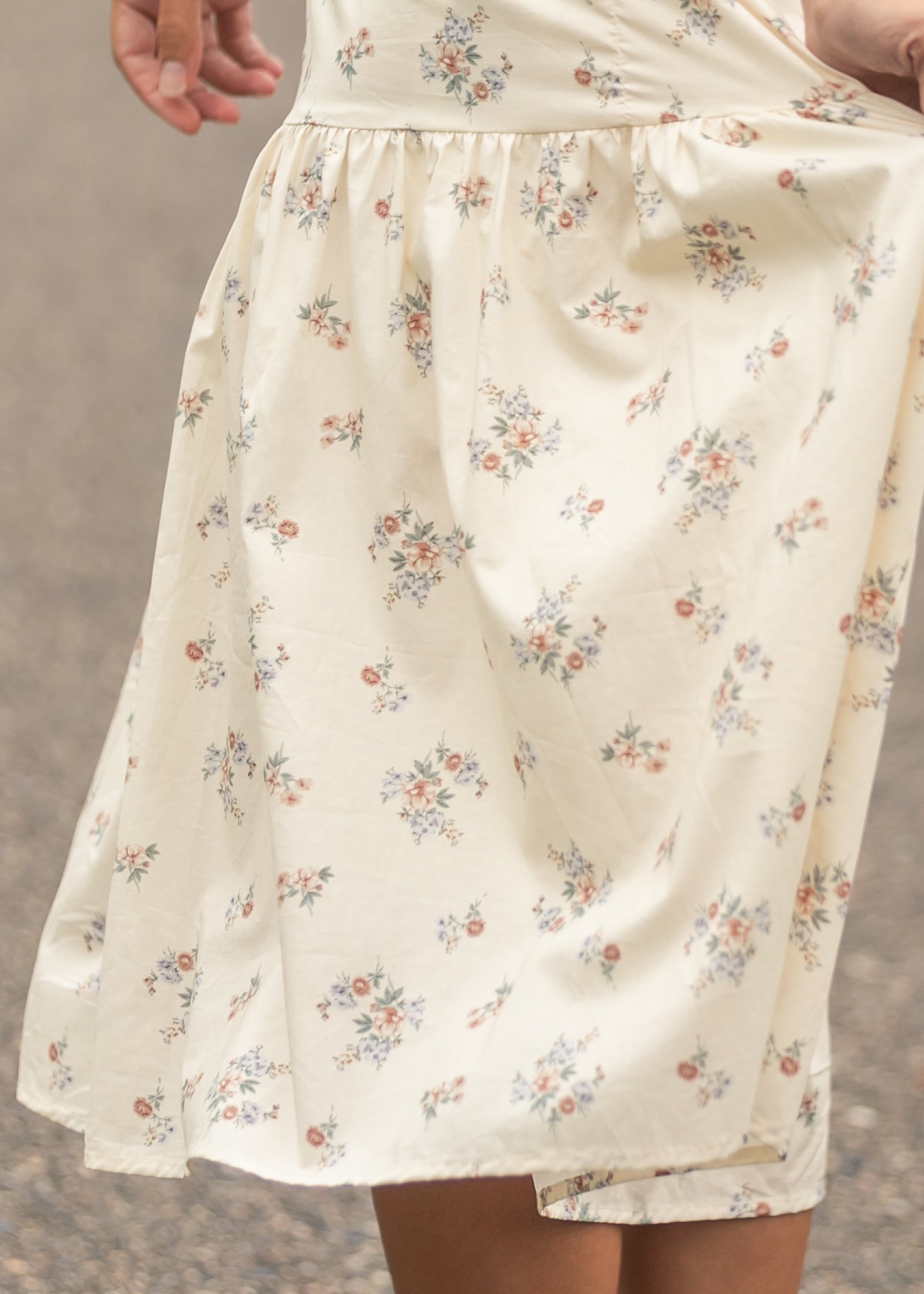 Katrina Half Sleeve Floral Midi Dress - product image 16